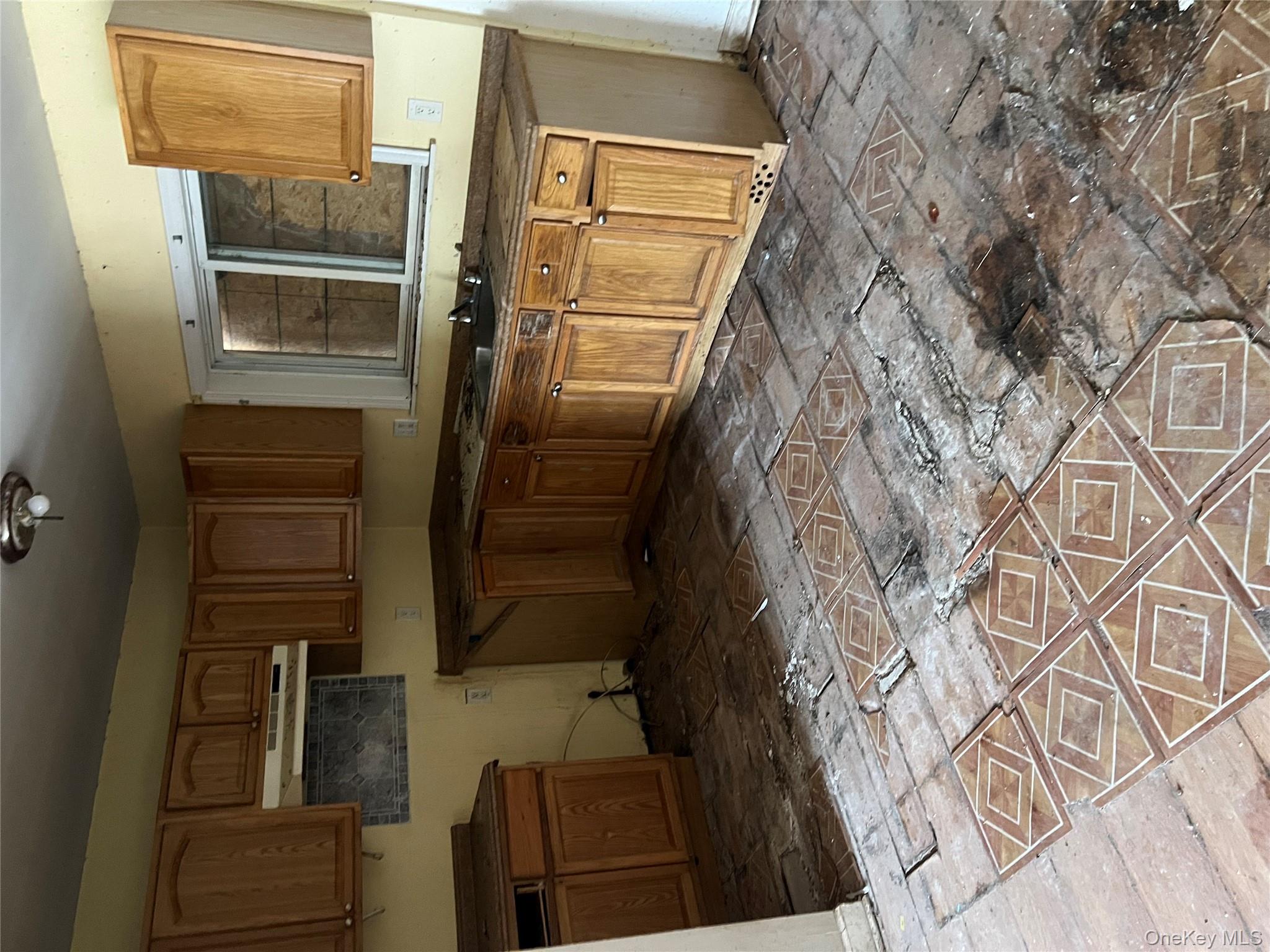 #7 photo, 743 Hoffman Avenue, Bellport , NY 11713