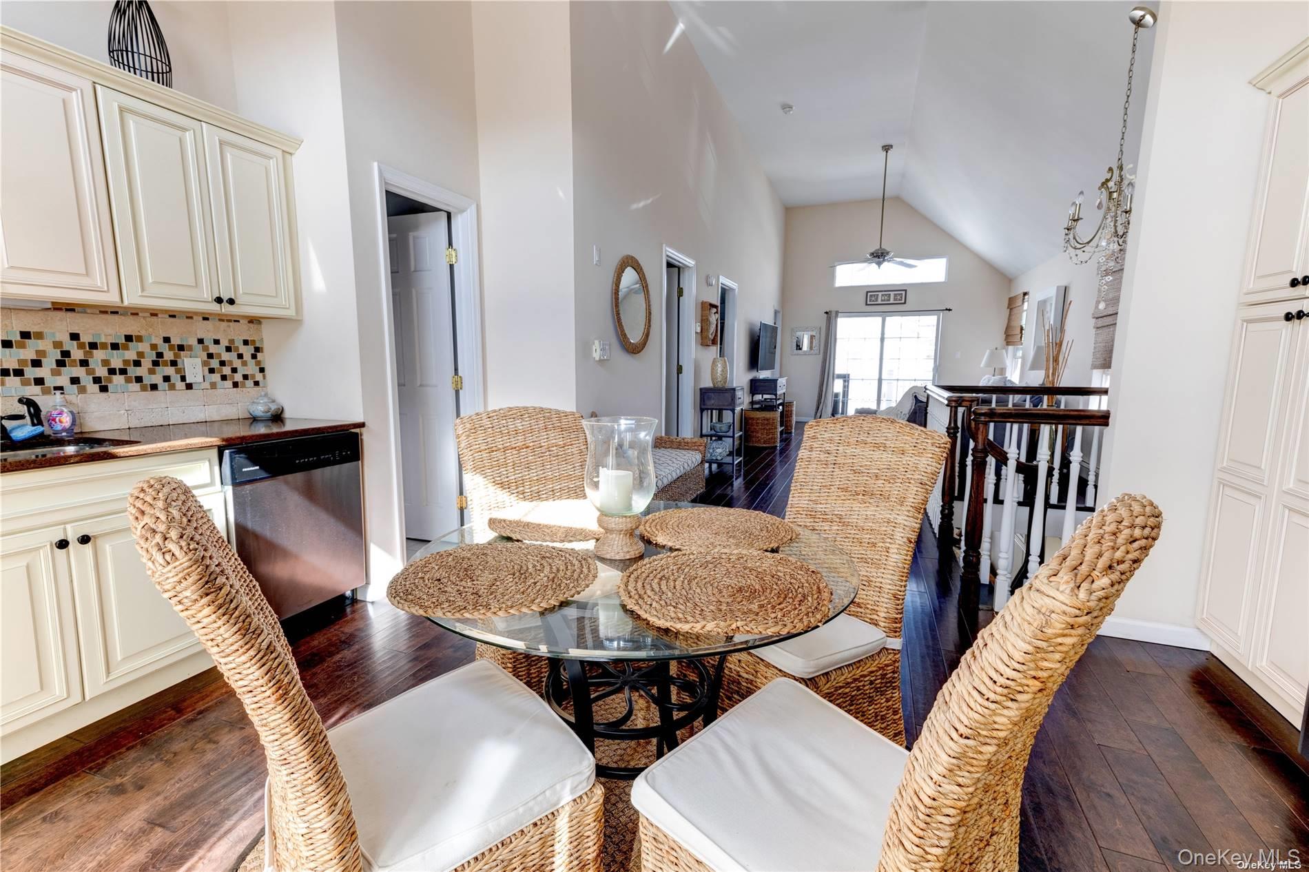 #9 photo, 67 Vermont Street, Long Beach , NY 11561