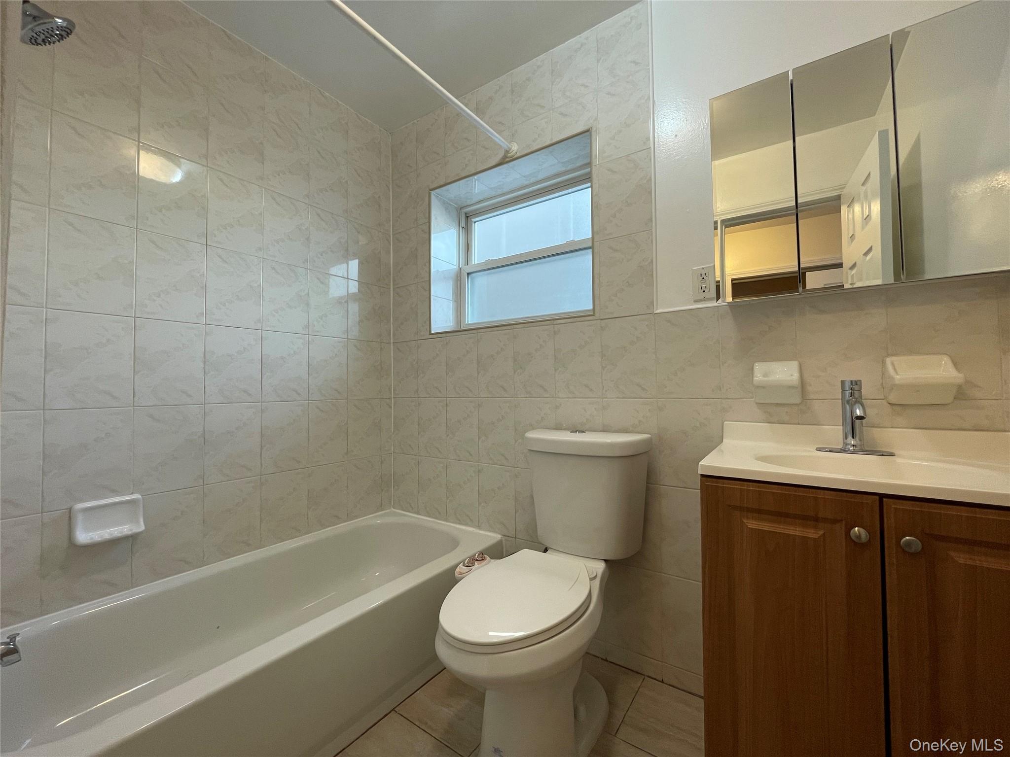 #14 photo, 1031 Halsey Street, Brooklyn , NY 11207