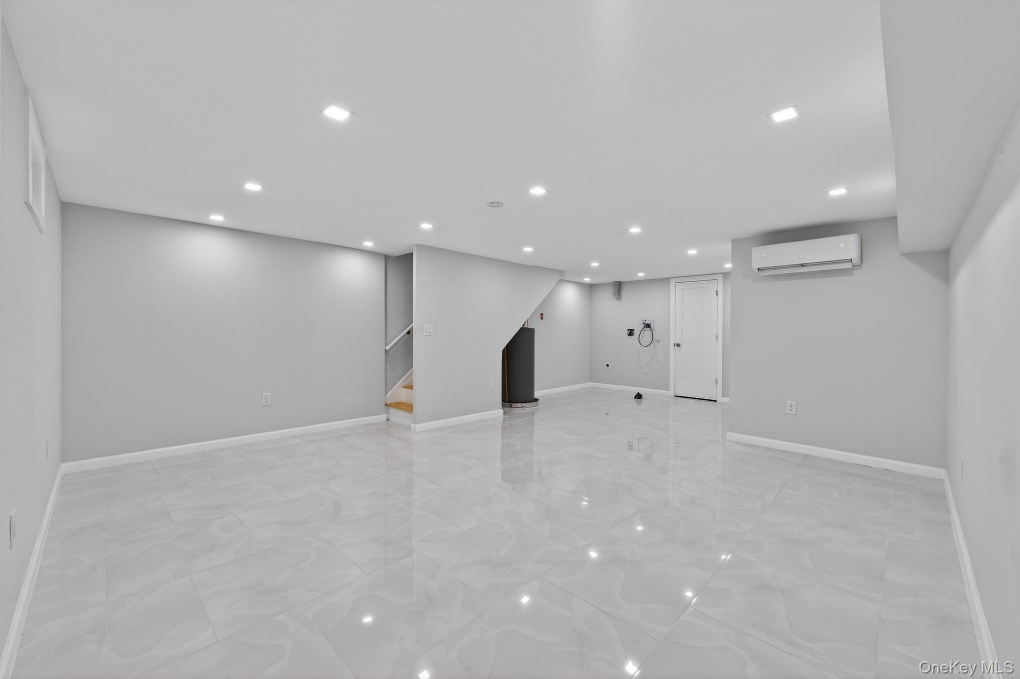 #12 photo, 592 Powell Street, ब्रुकलीन Brooklyn , NY 11212