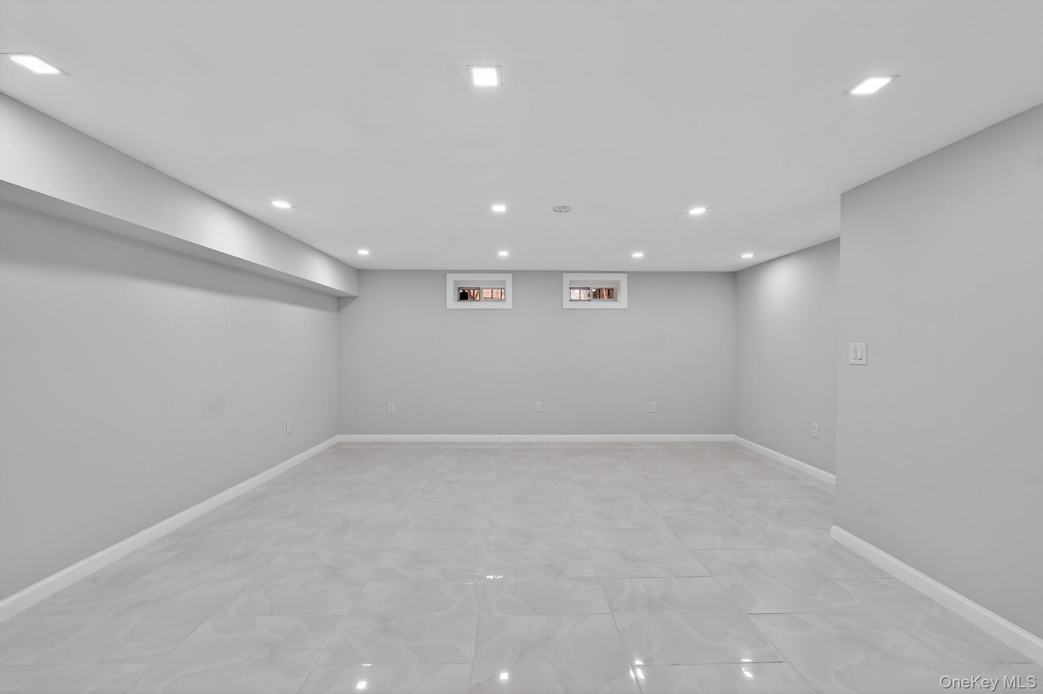 #14 photo, 592 Powell Street, ब्रुकलीन Brooklyn , NY 11212