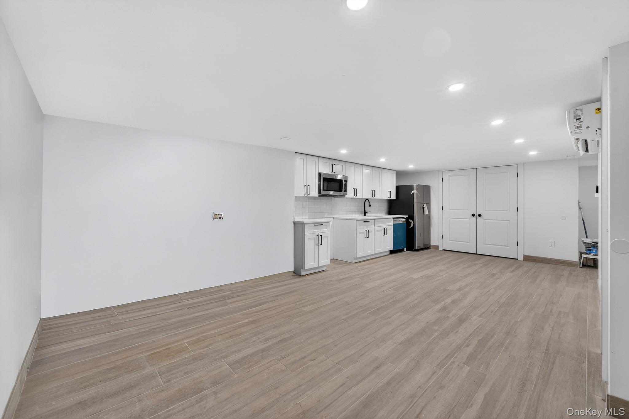 #10 photo, 239 New Jersey Avenue, Brooklyn , NY 11207