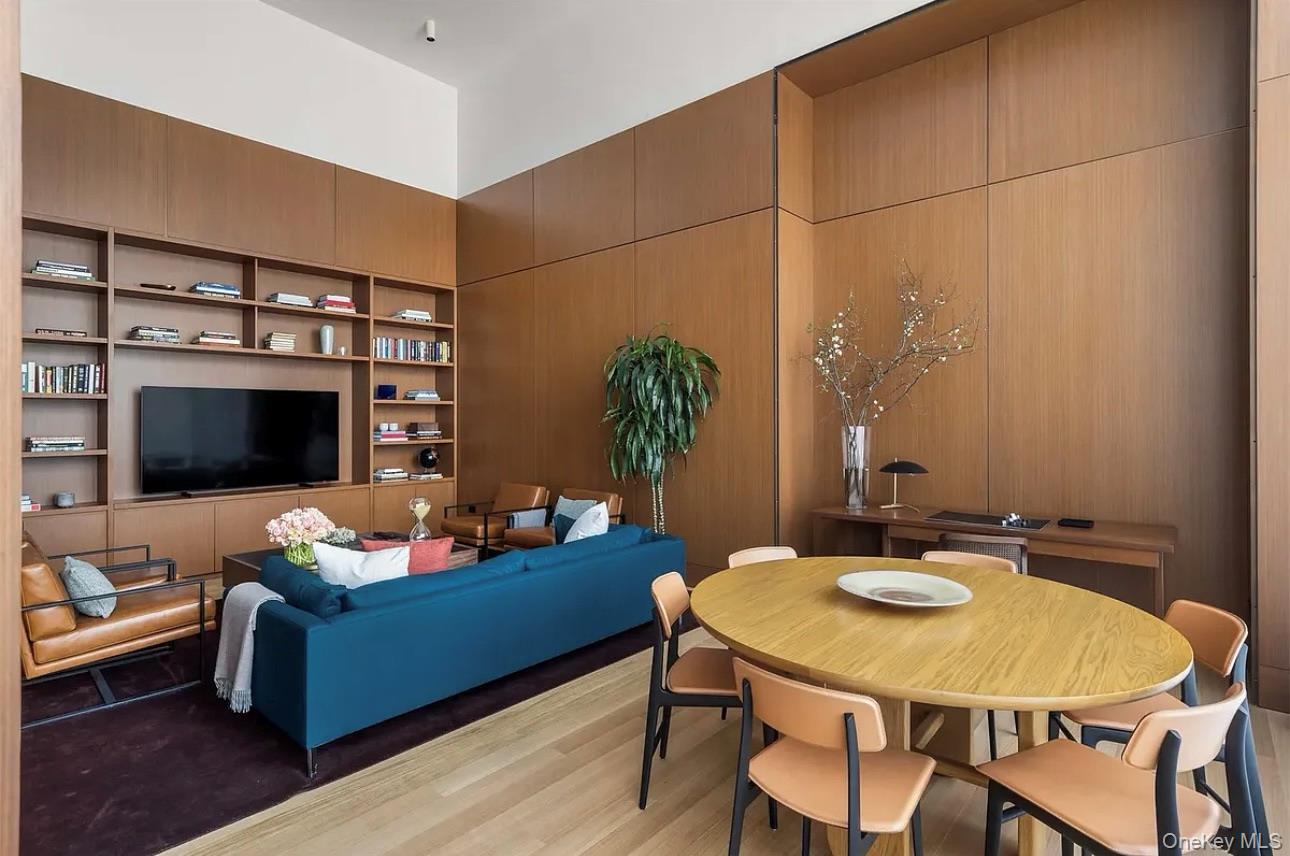 #13 photo, 15 E 30th Street, New York (Manhattan) , NY 10016