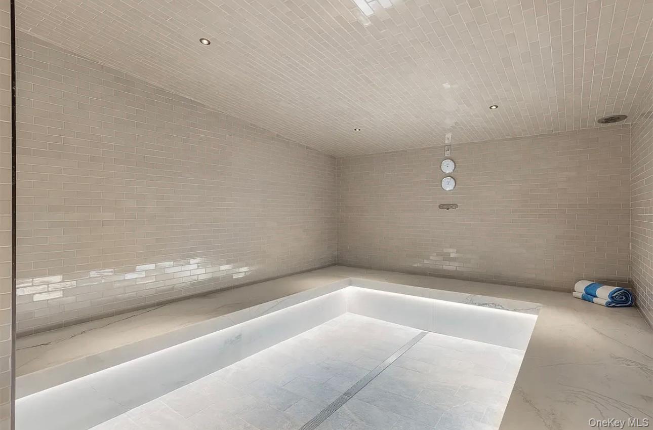 #5 photo, 15 E 30th Street, New York (Manhattan) , NY 10016