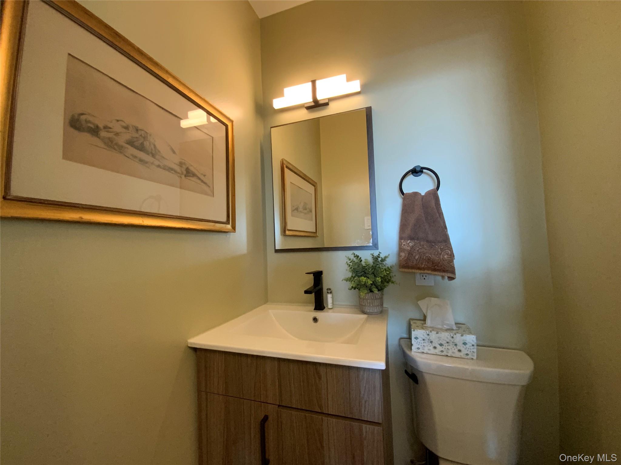 #19 photo, 26910 Grand Central Parkway, कुईंस Floral Park , NY 11005