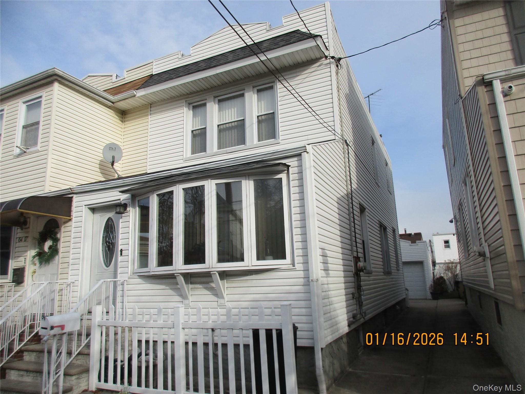 #2 photo, 6419 71st Street, كوينز Middle Village , NY 11379