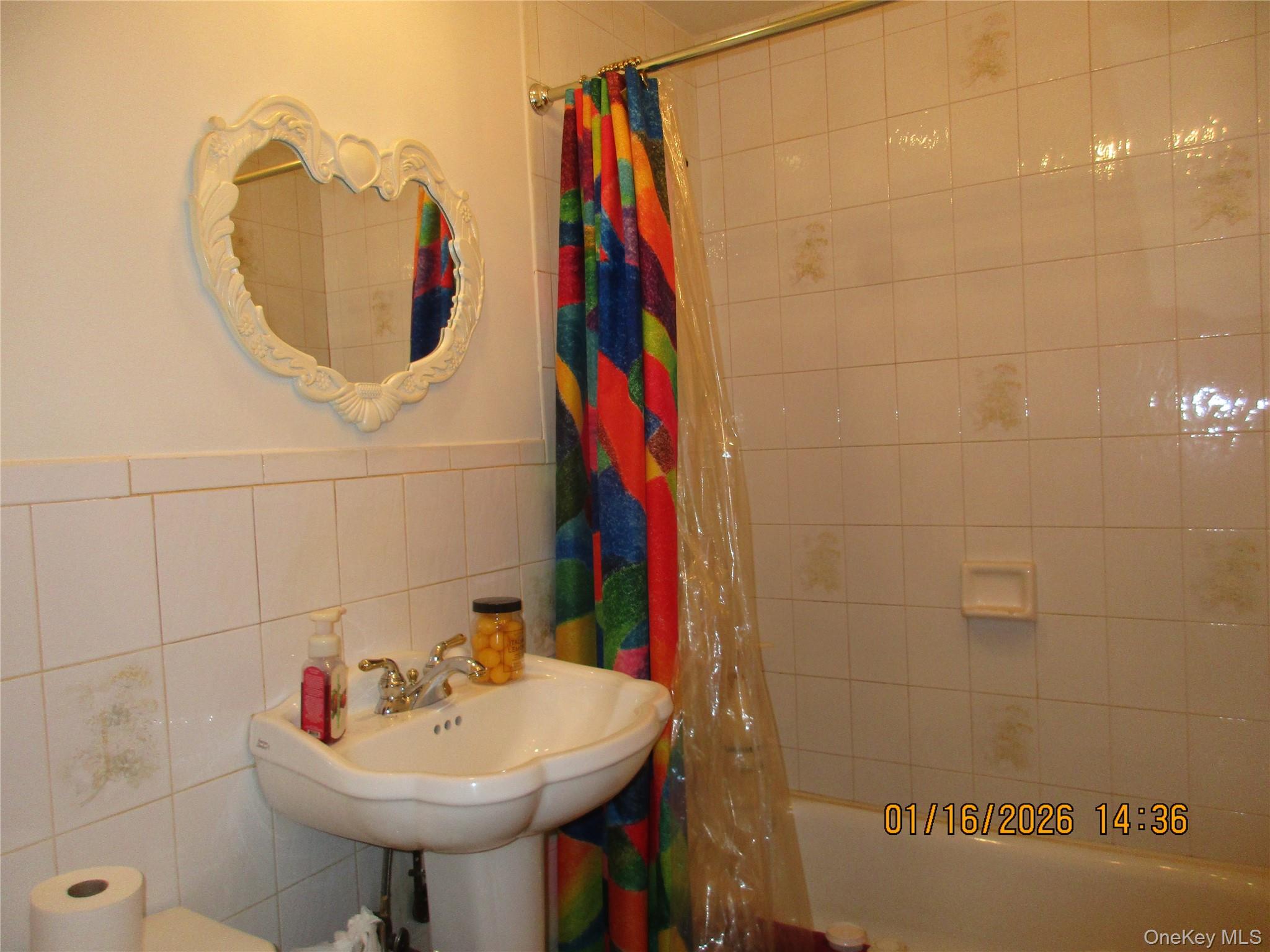 #9 photo, 6419 71st Street, كوينز Middle Village , NY 11379