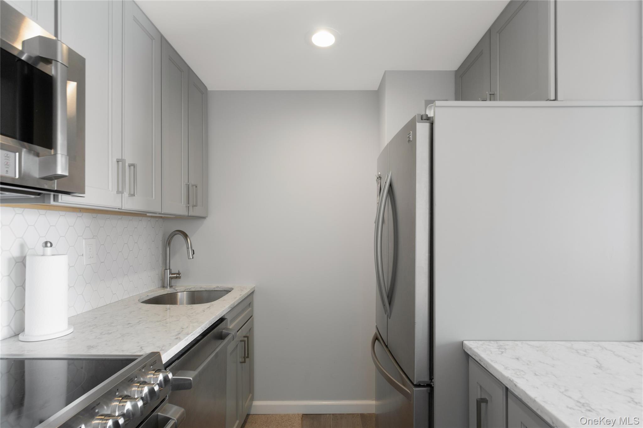 #16 photo, 2 Richmond Road, Lido Beach , NY 11561