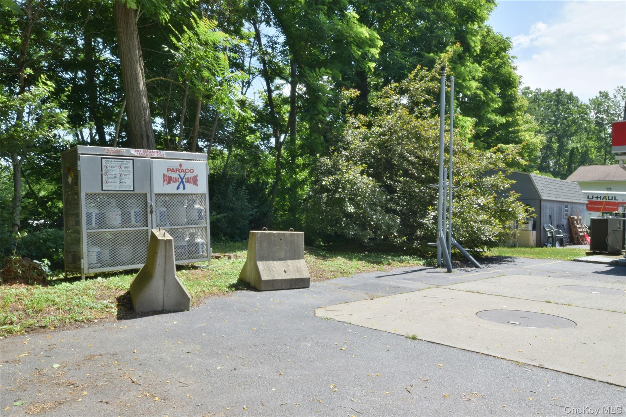 #19 photo, 2551 Route 44, Salt Point , NY 12578