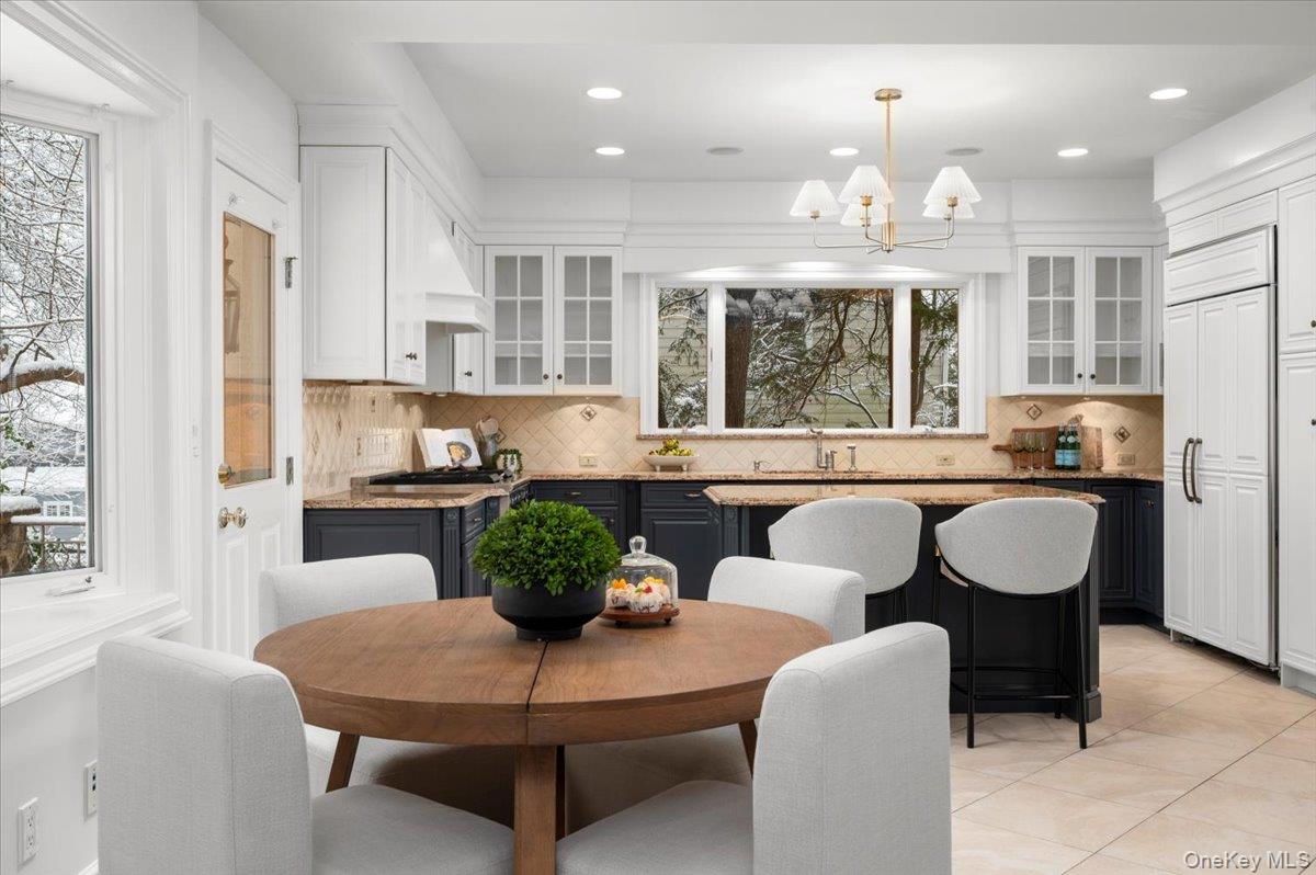 #14 photo, 31 Howell Avenue, Larchmont , NY 10538