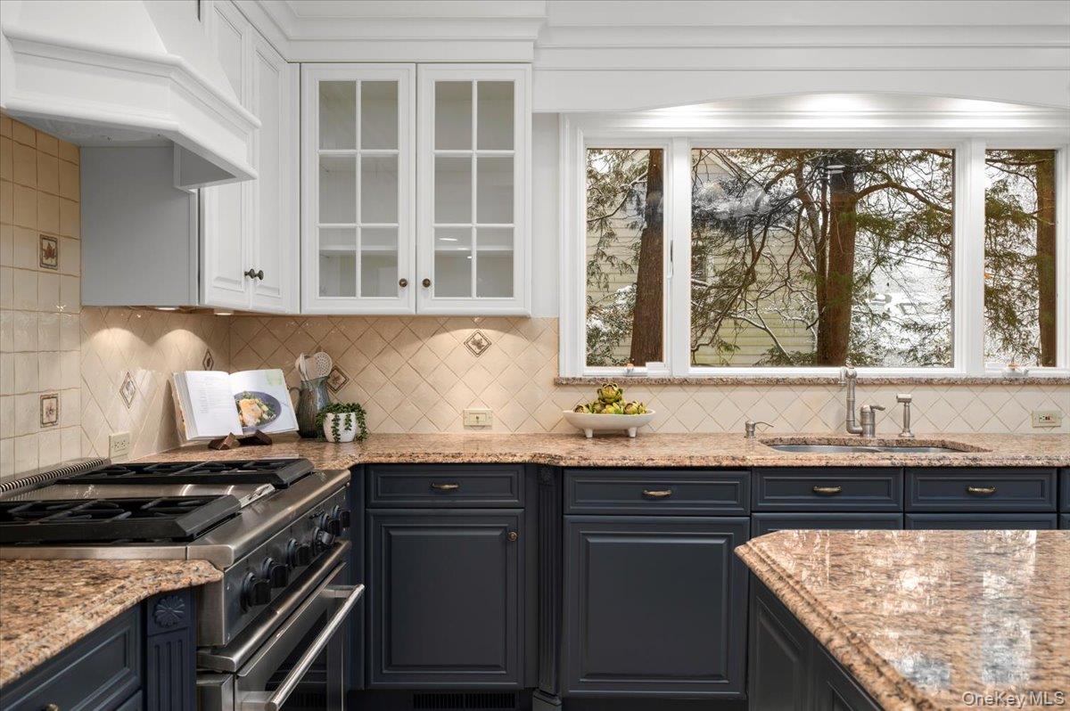 #17 photo, 31 Howell Avenue, Larchmont , NY 10538