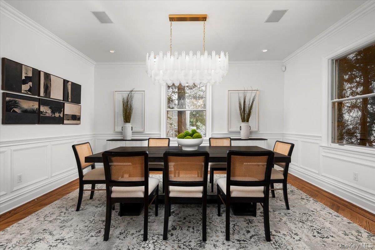 #20 photo, 31 Howell Avenue, Larchmont , NY 10538