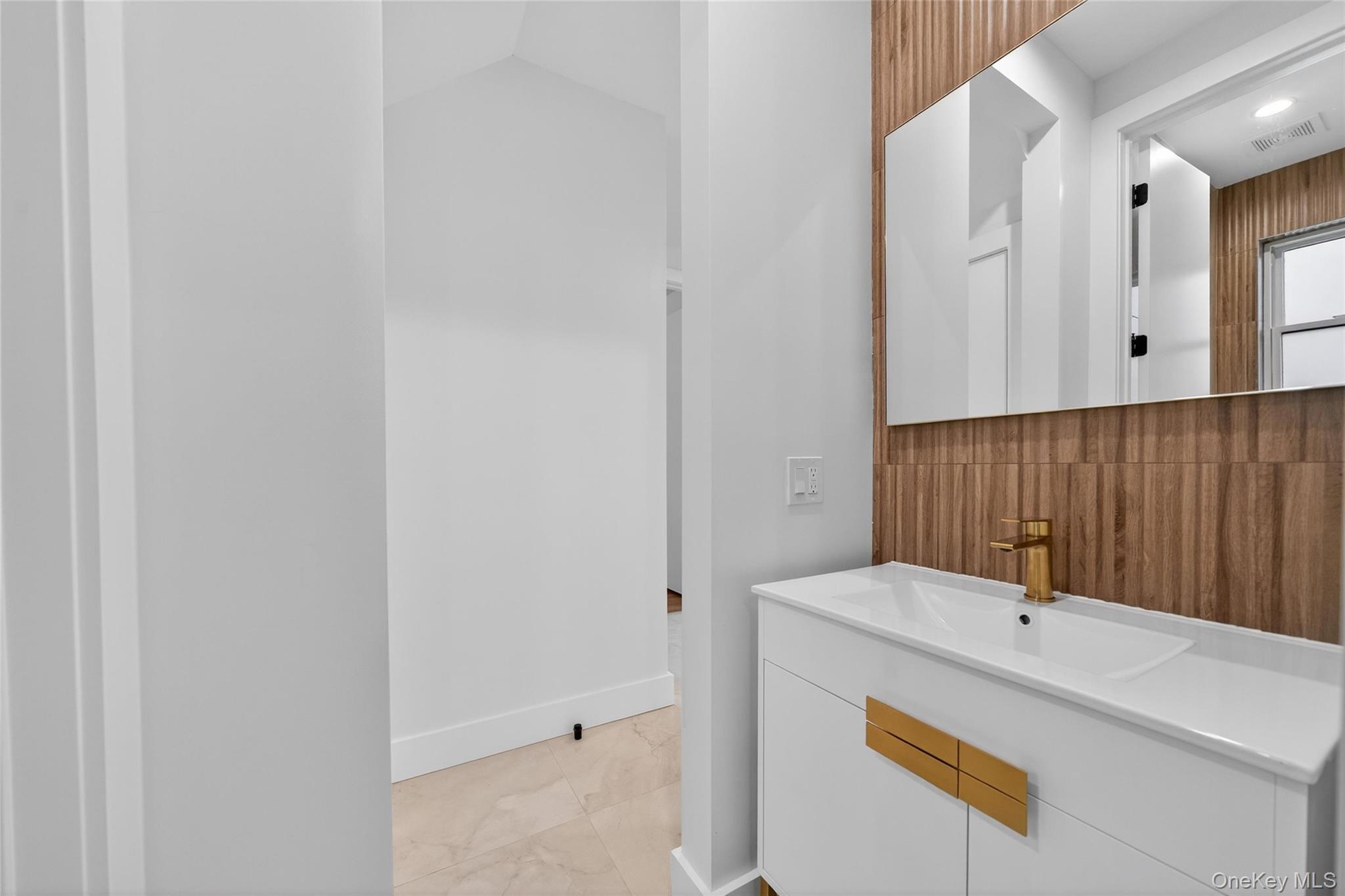 #20 photo, 71 Lawrence Avenue, Monticello , NY 12701