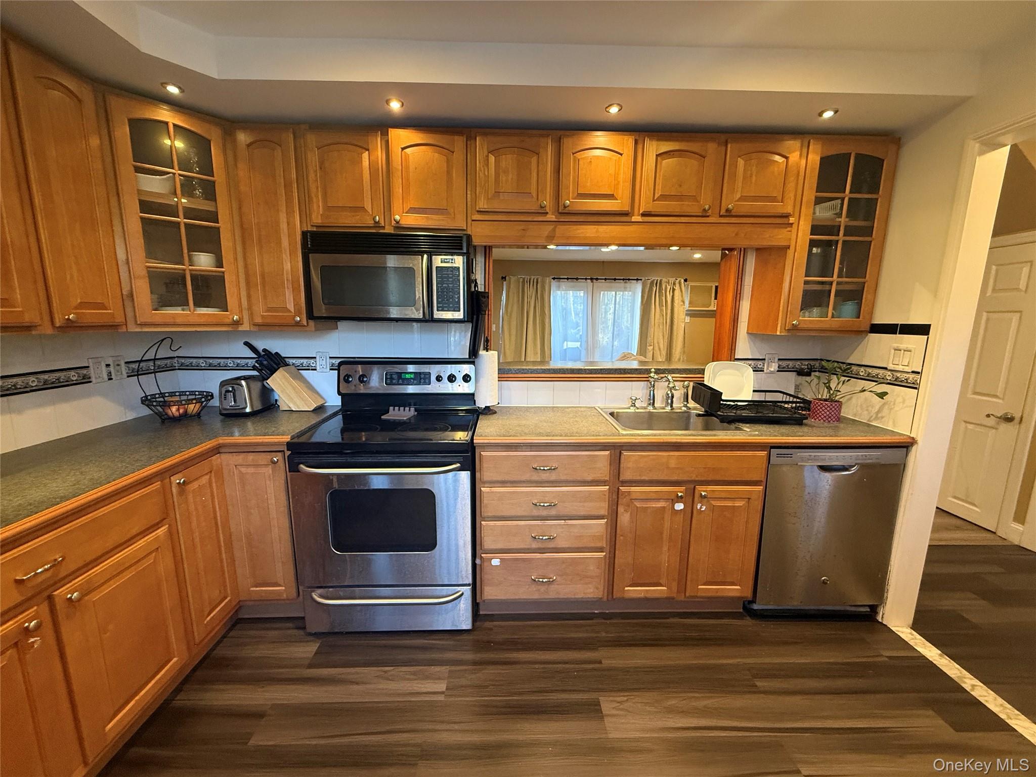 #2 photo, 1604 Chelsea Cove, Hopewell Junction , NY 12533