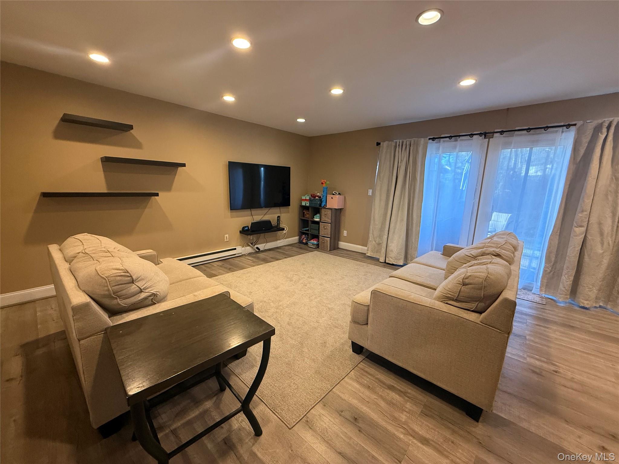 #4 photo, 1604 Chelsea Cove, Hopewell Junction , NY 12533