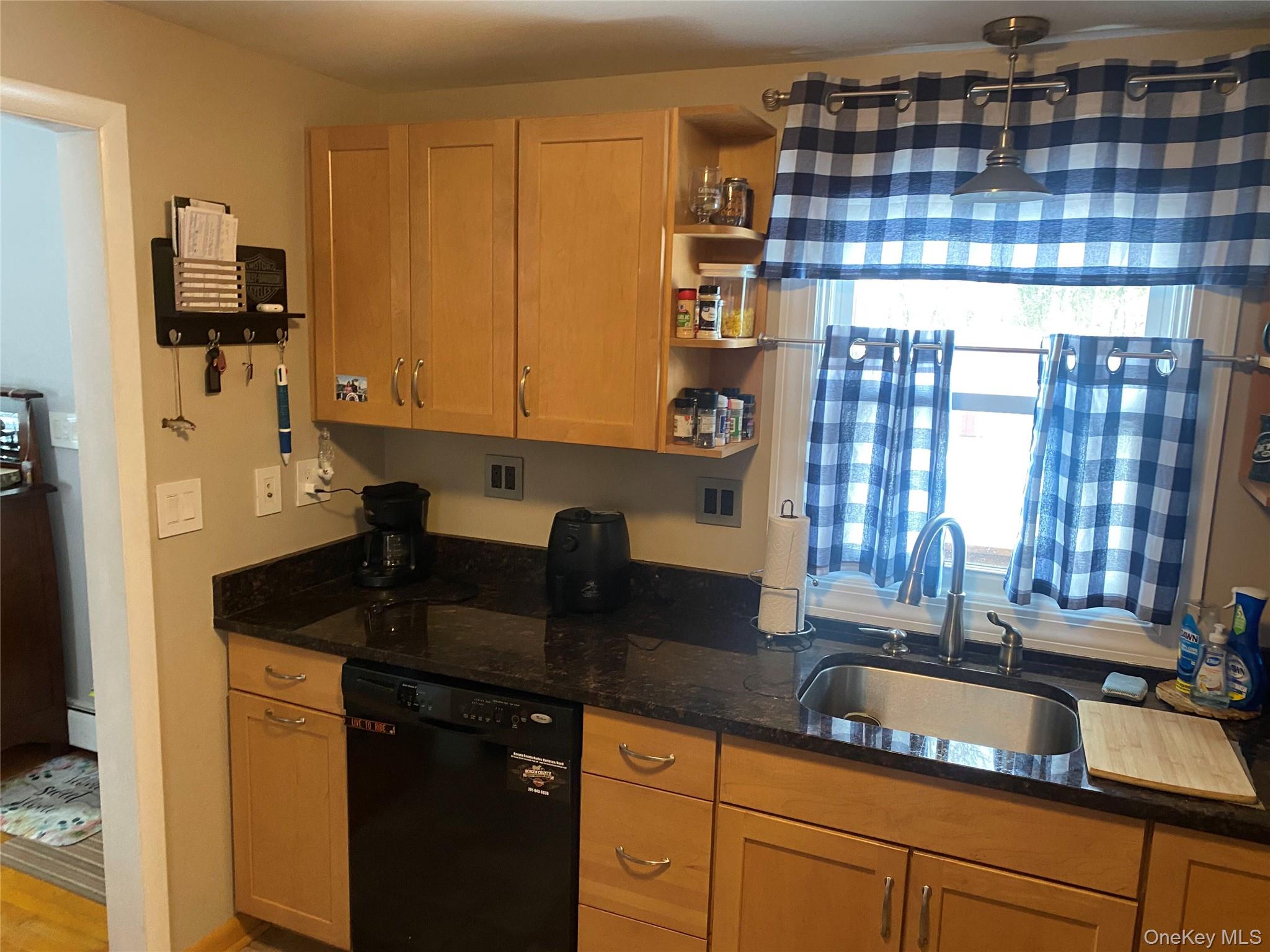 #11 photo, 34 Ambassador Lane, Newburgh , NY 12550