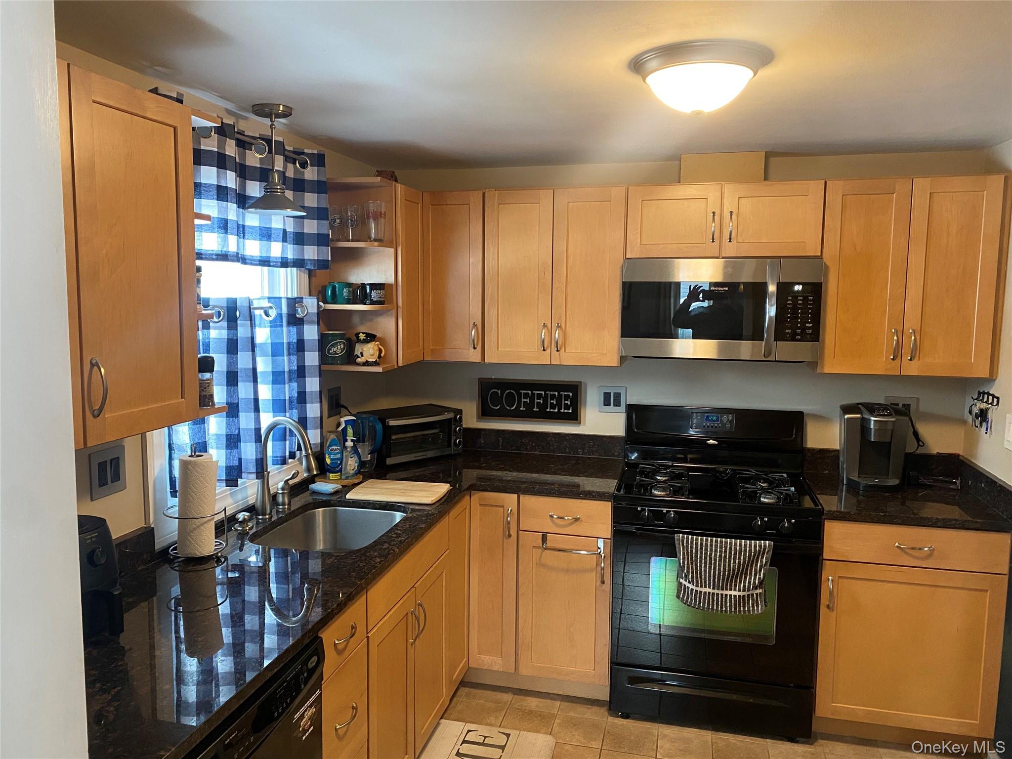 #12 photo, 34 Ambassador Lane, Newburgh , NY 12550