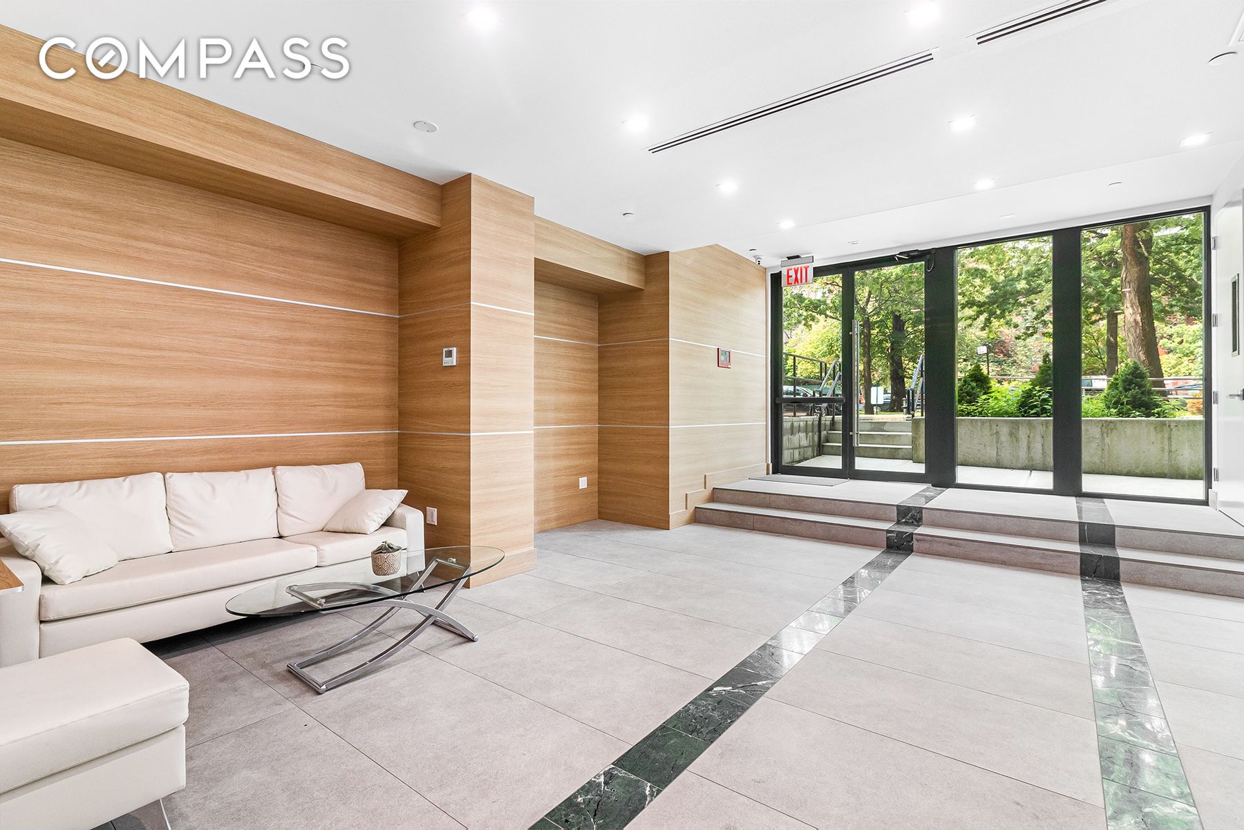 #12 photo, 309 Ocean Parkway, ब्रुकलीन Kensington , NY 11218