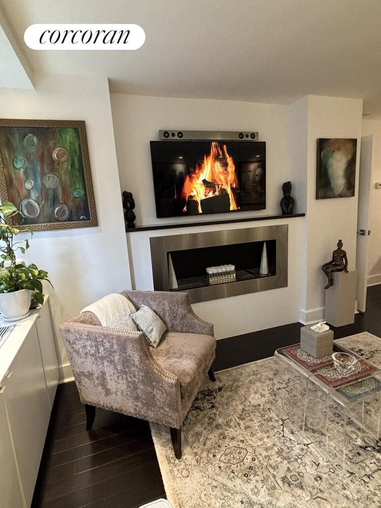 #7 photo, 305 E 40TH Street, मैनहटन Murray Hill , NY 10017