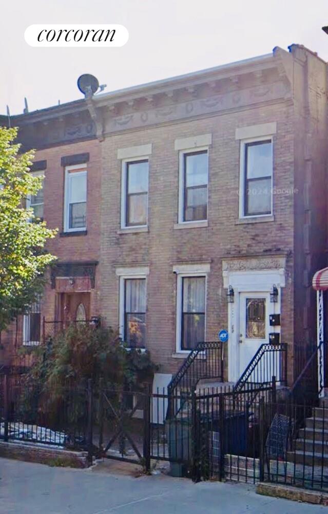 #11 photo, Brooklyn, ब्रुकलीन Crown Heights , NY 11233
