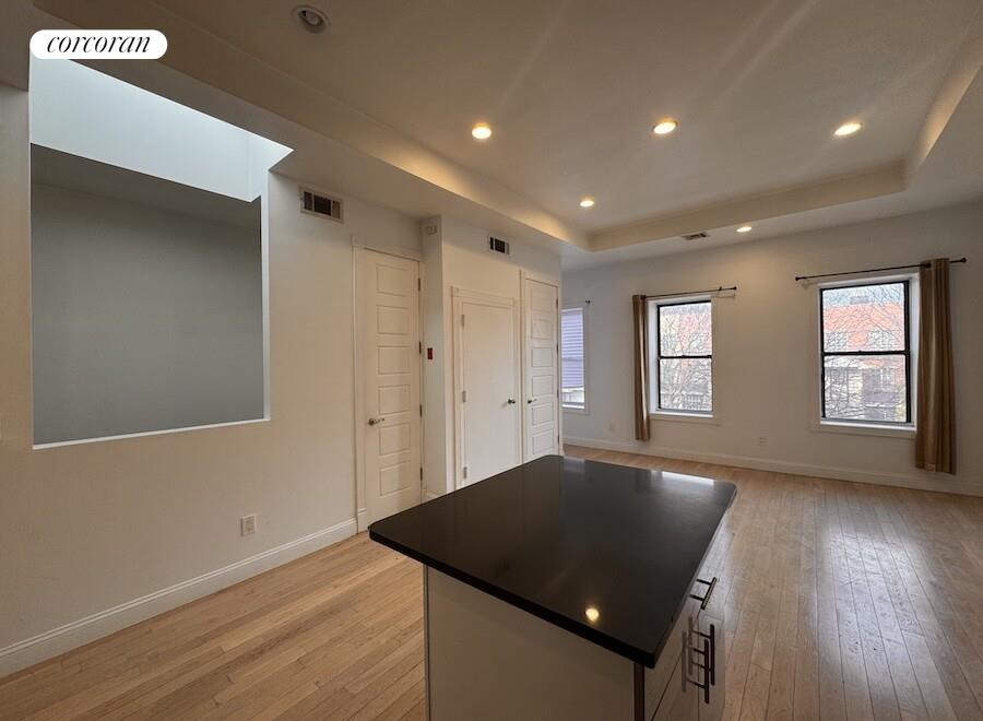 #4 photo, Brooklyn, ब्रुकलीन Crown Heights , NY 11233