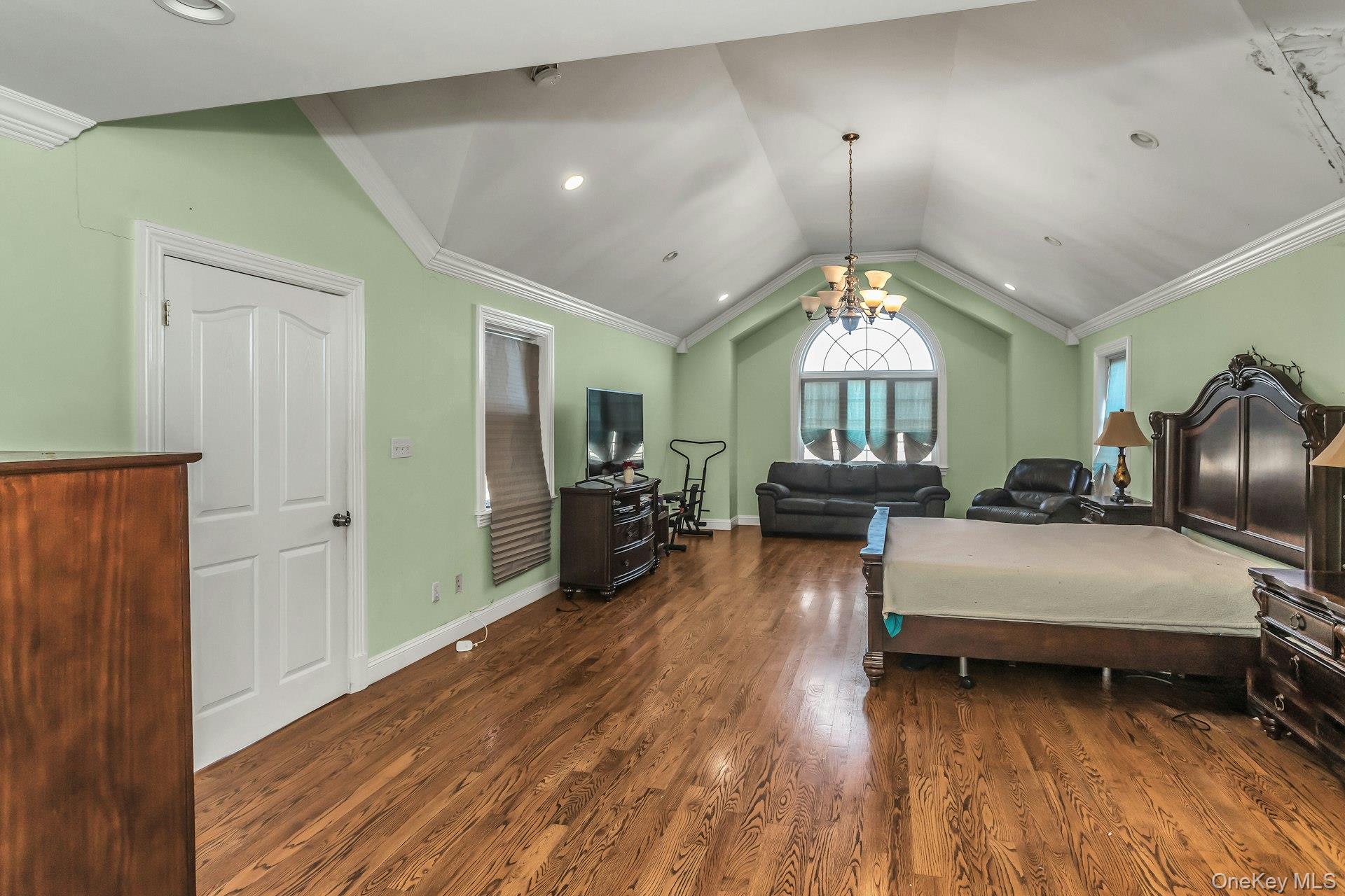 #20 photo, 4 Laurette Lane, नासाउ काउंटी Freeport , NY 11520