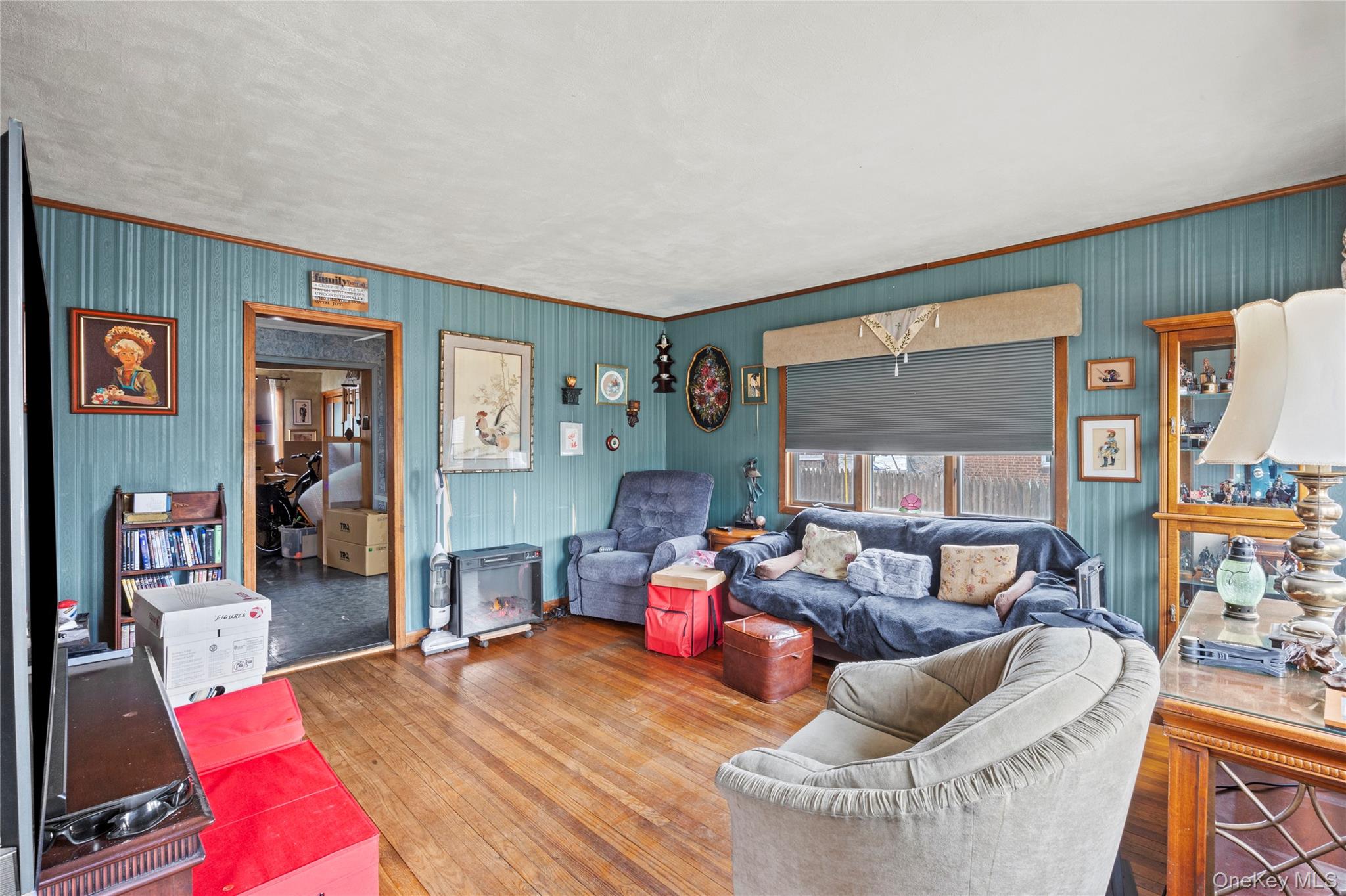 #5 photo, 2340 Devon Street, מחוז נסאו East Meadow , NY 11554