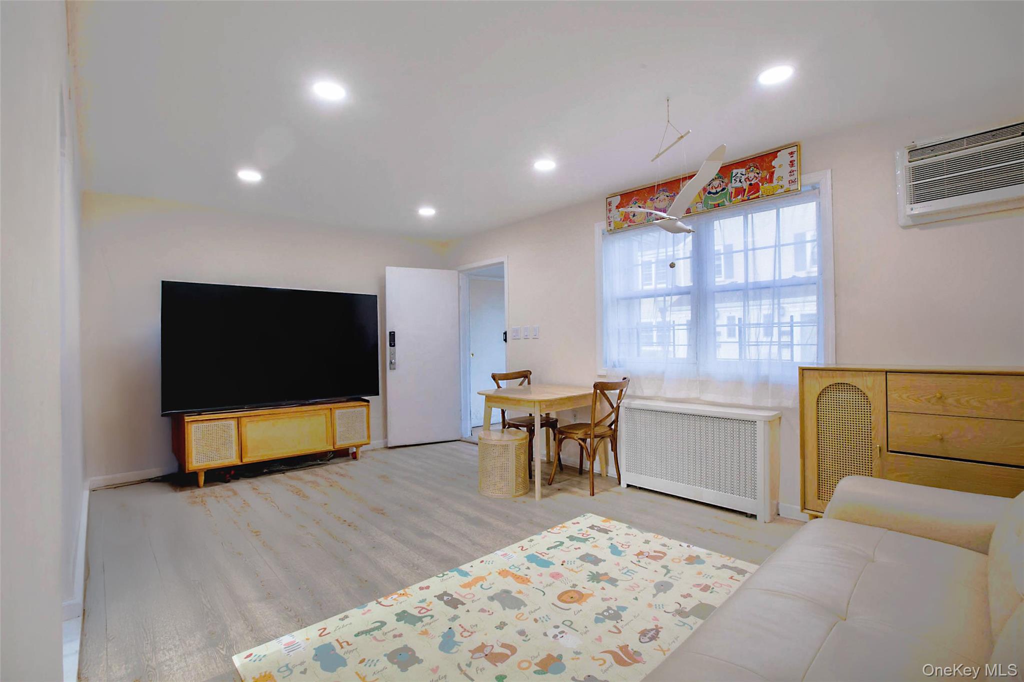 #3 photo, 64-55 Springfield Boulevard, 皇后区 Oakland Gardens , NY 11364