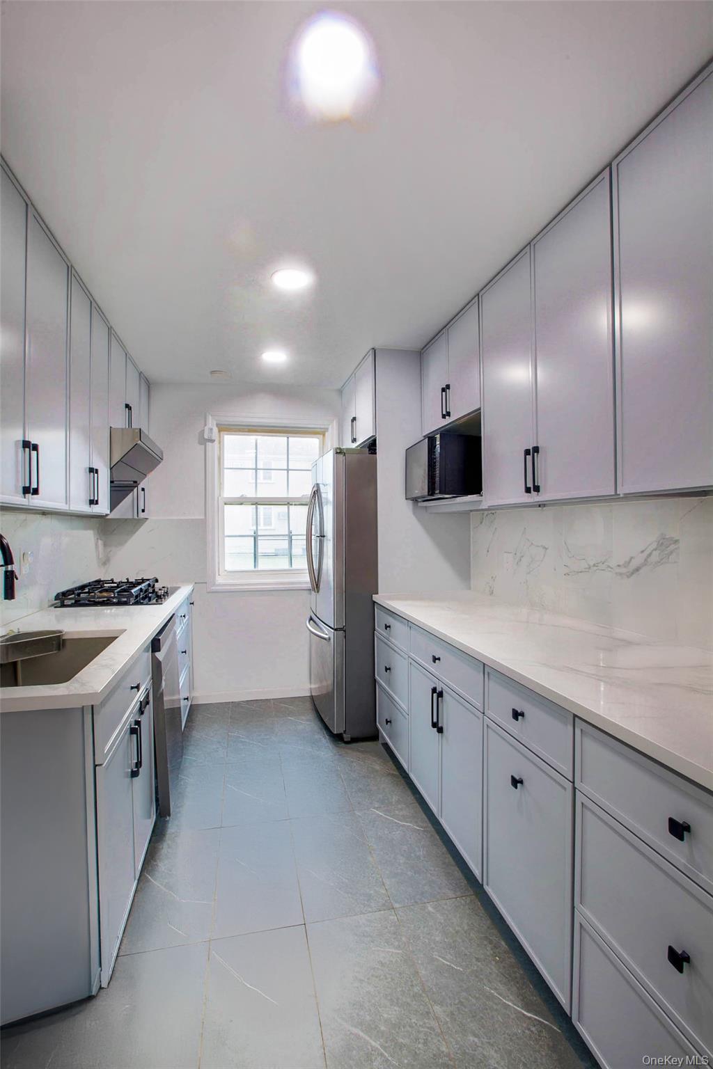 #6 photo, 64-55 Springfield Boulevard, 皇后区 Oakland Gardens , NY 11364