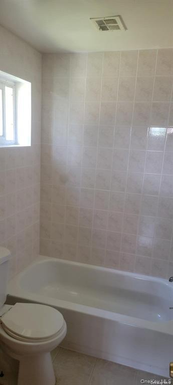 #4 photo, 15 Beech Street, מחוז סאפוק Wyandanch , NY 11798