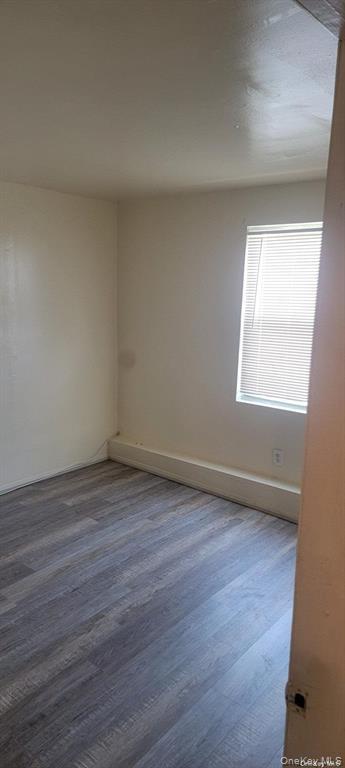 #6 photo, 15 Beech Street, מחוז סאפוק Wyandanch , NY 11798