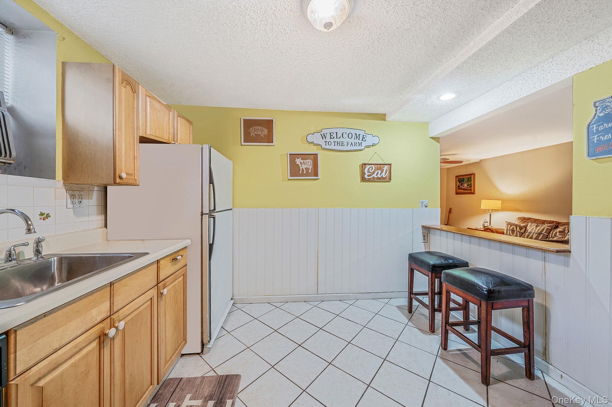 #15 photo, 7 Poinsetta Avenue, Middle Island , NY 11953