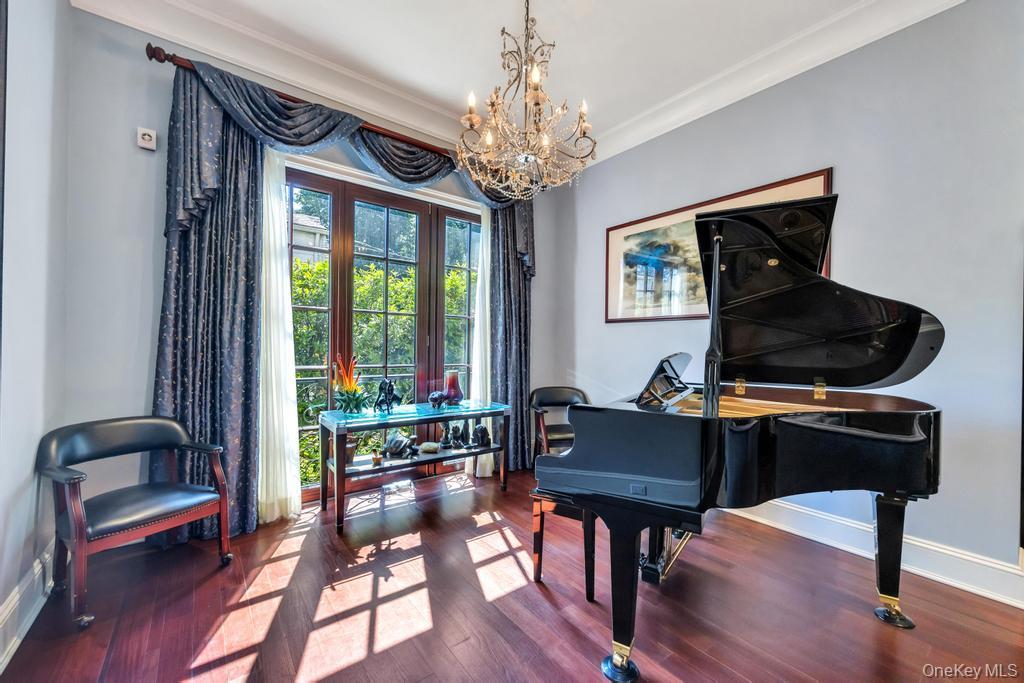 #8 photo, 48 Nassau Drive, Нассау ‖ Great Neck , NY 11021