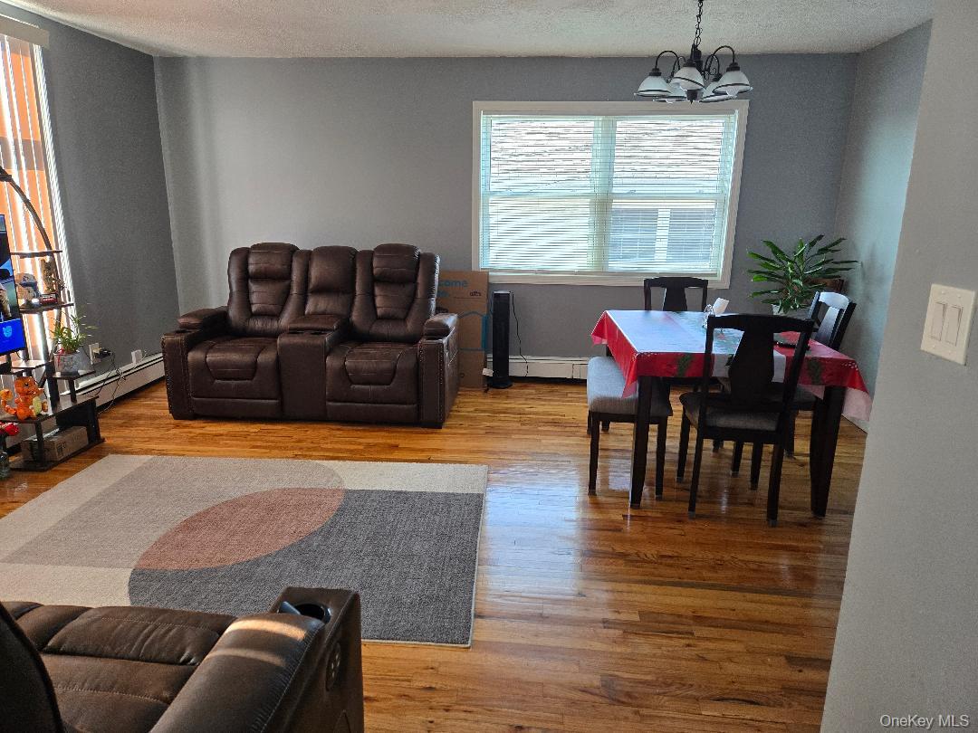 #2 photo, 1005 Broadway, Нассау ‖ Westbury , NY 11590