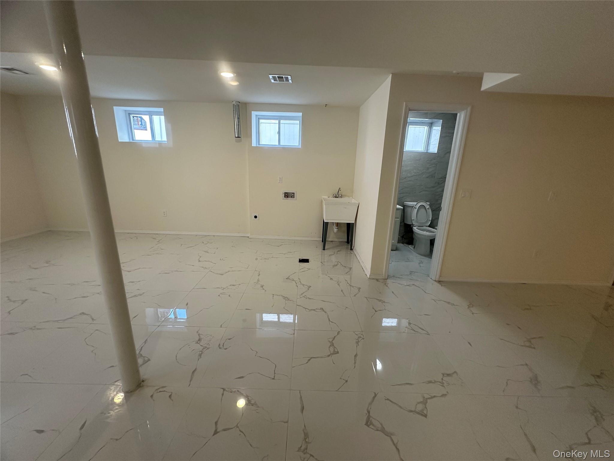 #13 photo, 13435 161st Street, كوينز Springfield Gardens , NY 11434