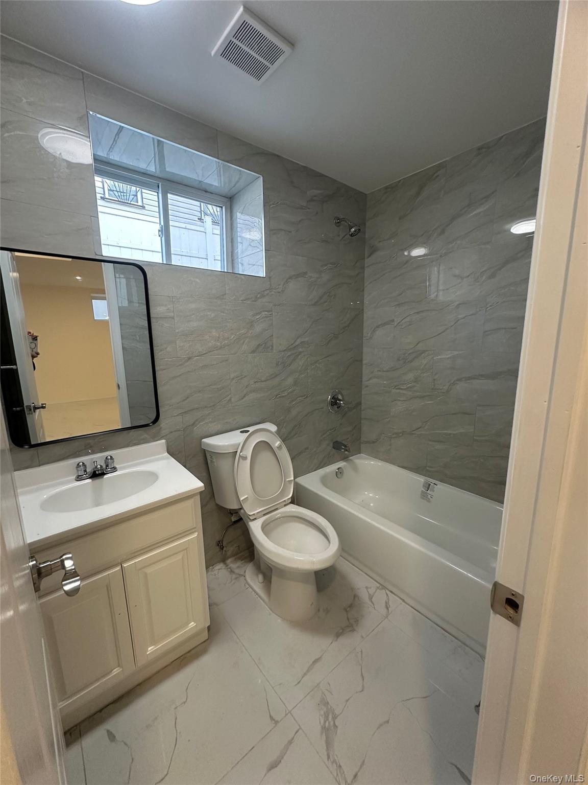 #17 photo, 13435 161st Street, كوينز Springfield Gardens , NY 11434