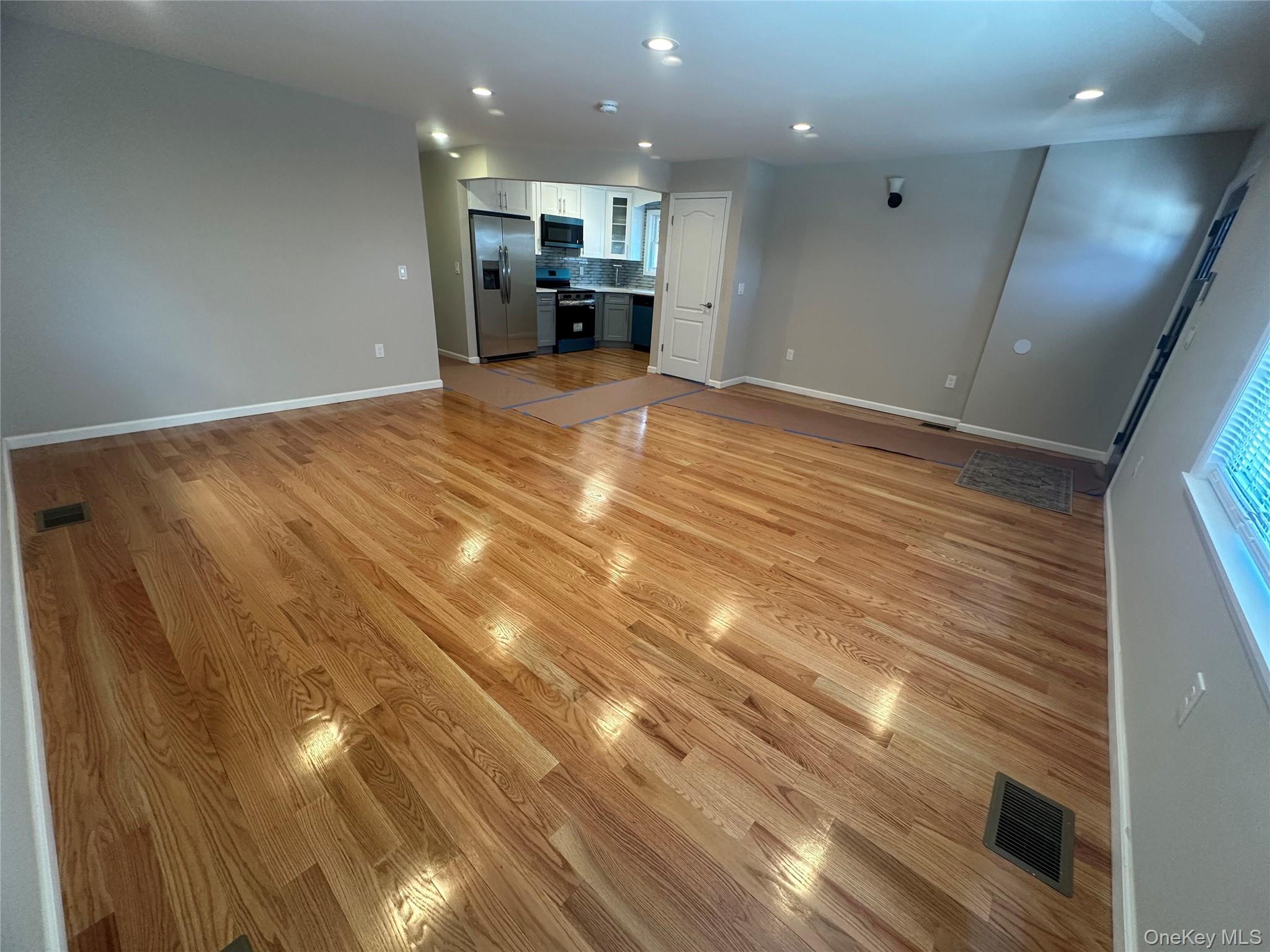 #4 photo, 13435 161st Street, كوينز Springfield Gardens , NY 11434