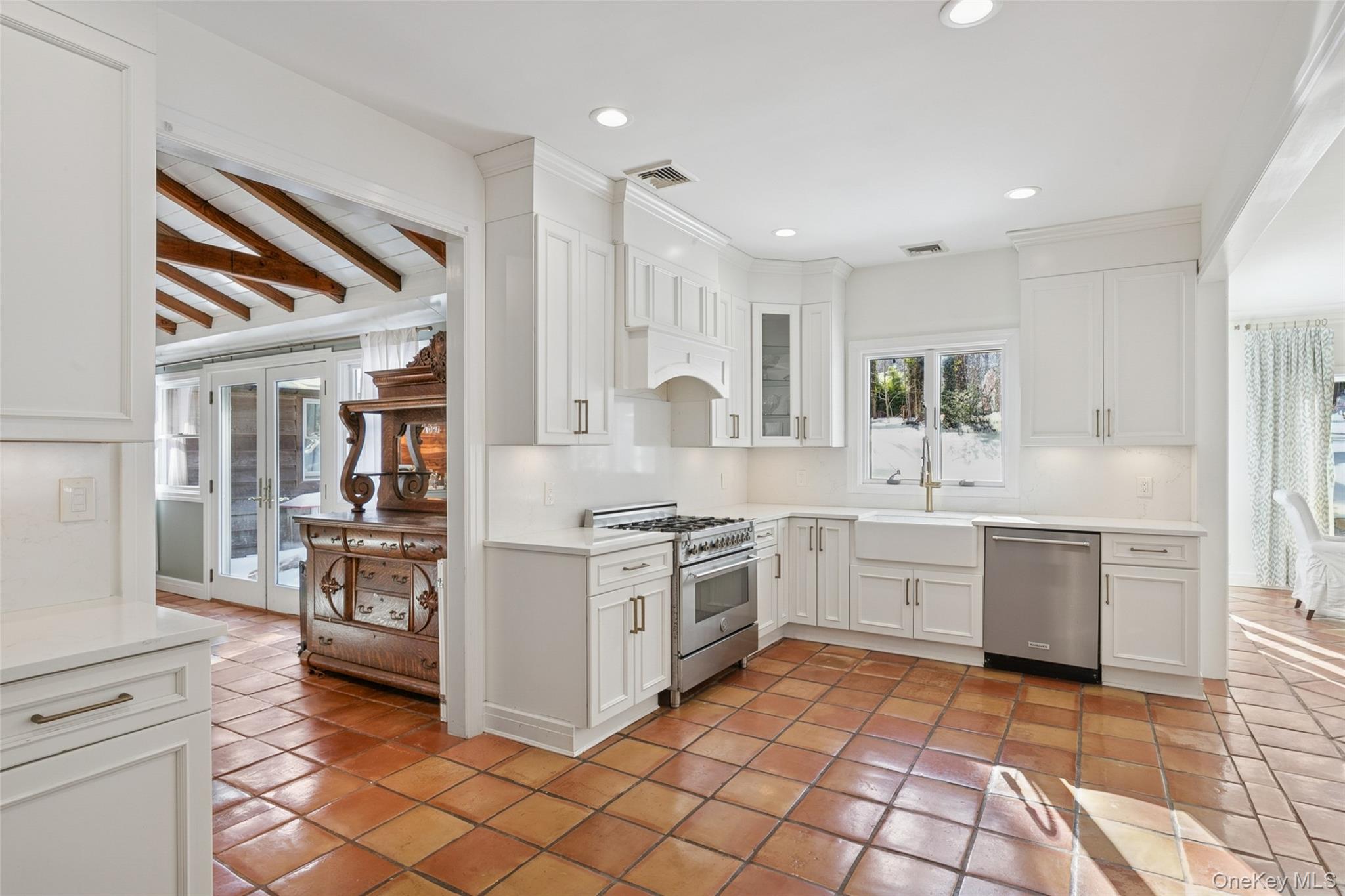 #6 photo, 85 Cove Road, Oyster Bay Cove , NY 11771