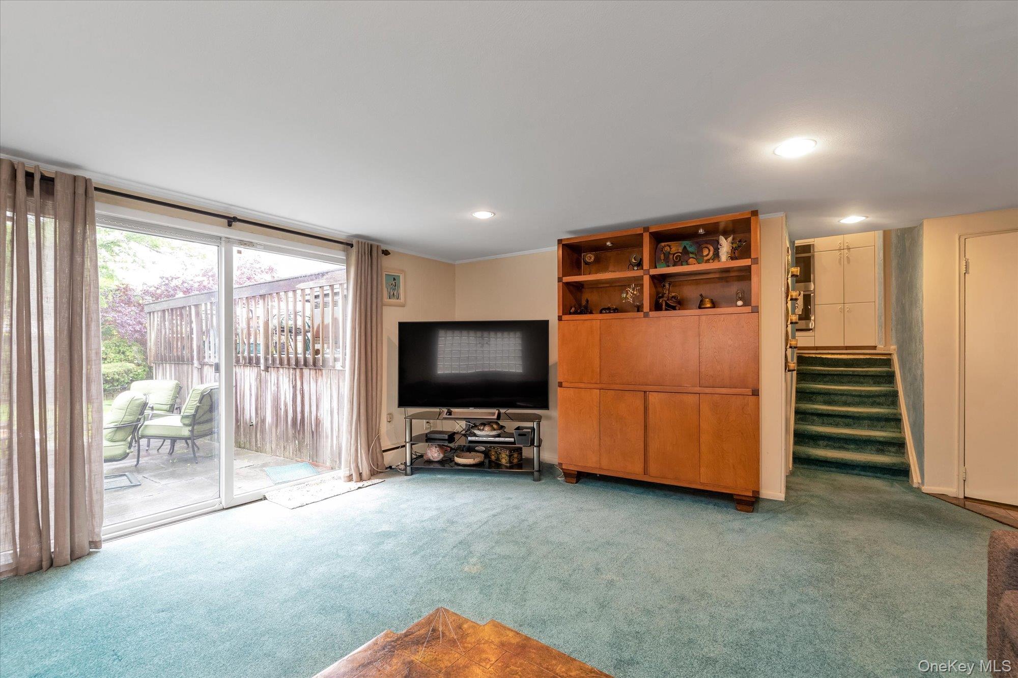 #11 photo, 1055 Cedarhurst Street, 롱 아일랜드 North Woodmere , NY 11581