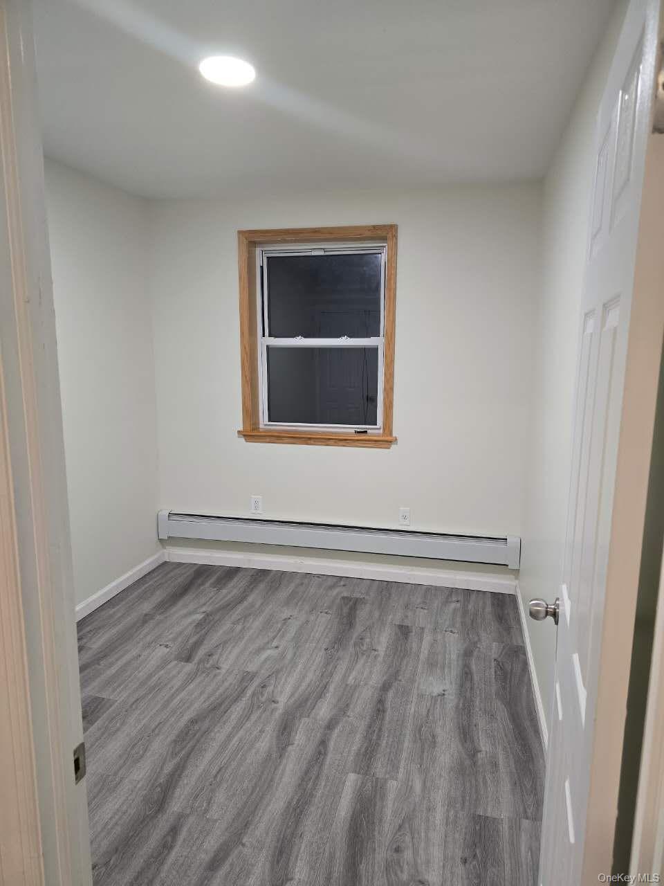 #9 photo, 5722 Kissena Boulevard, קווינס Flushing , NY 11355