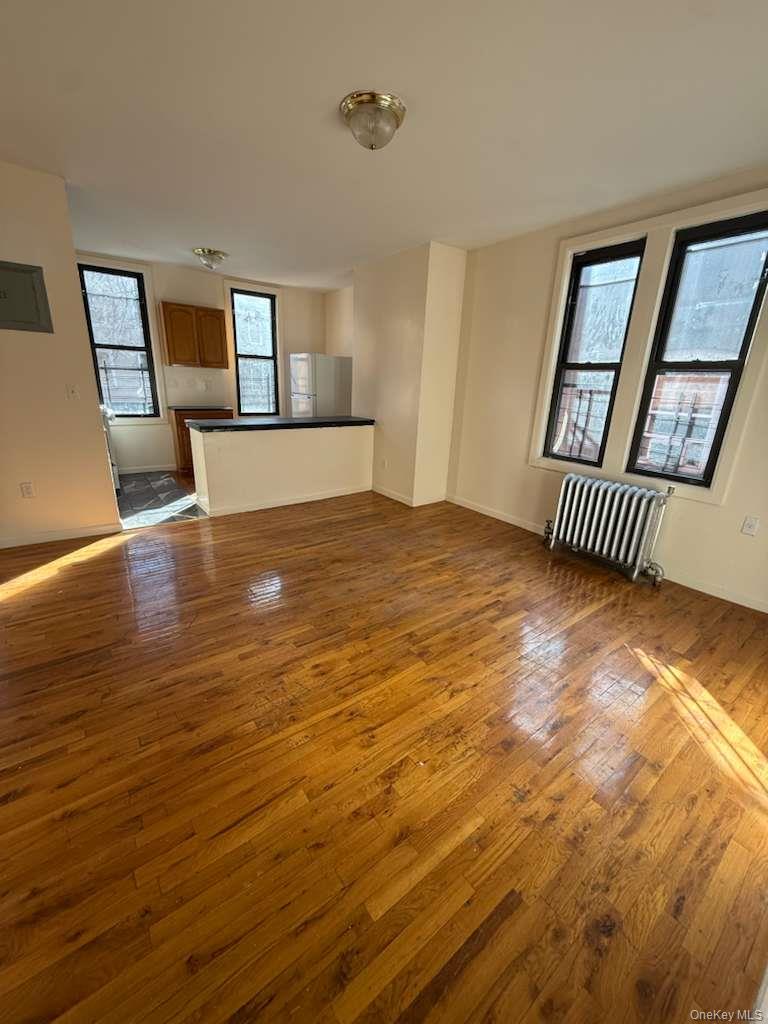 #17 photo, 2304 Bassford Avenue, 브롱크스 Bronx , NY 10458