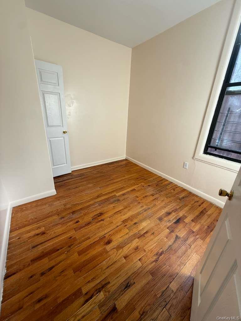 #19 photo, 2304 Bassford Avenue, 브롱크스 Bronx , NY 10458