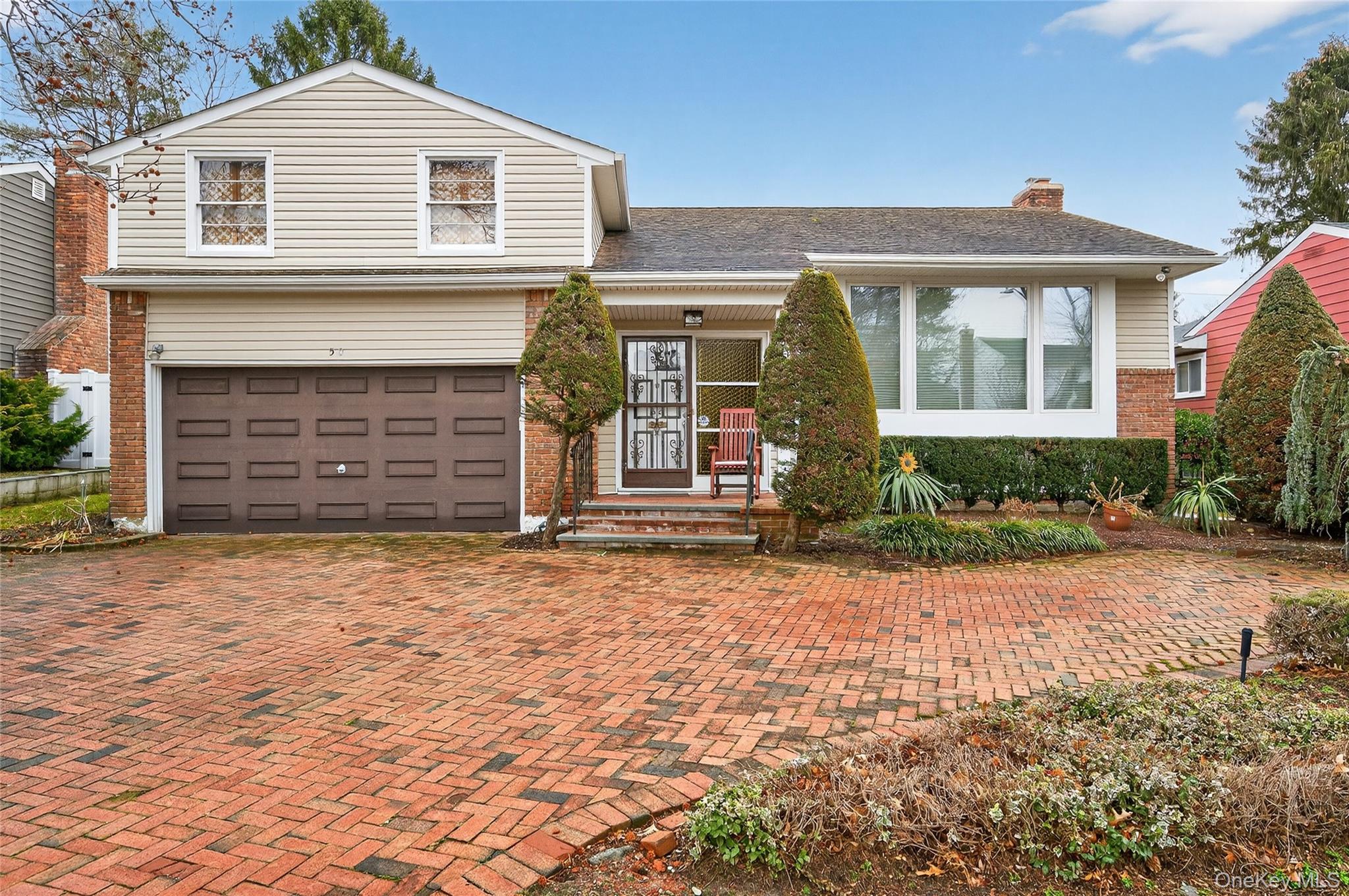 #1 photo, 50 Netto Lane, Plainview , NY 11803