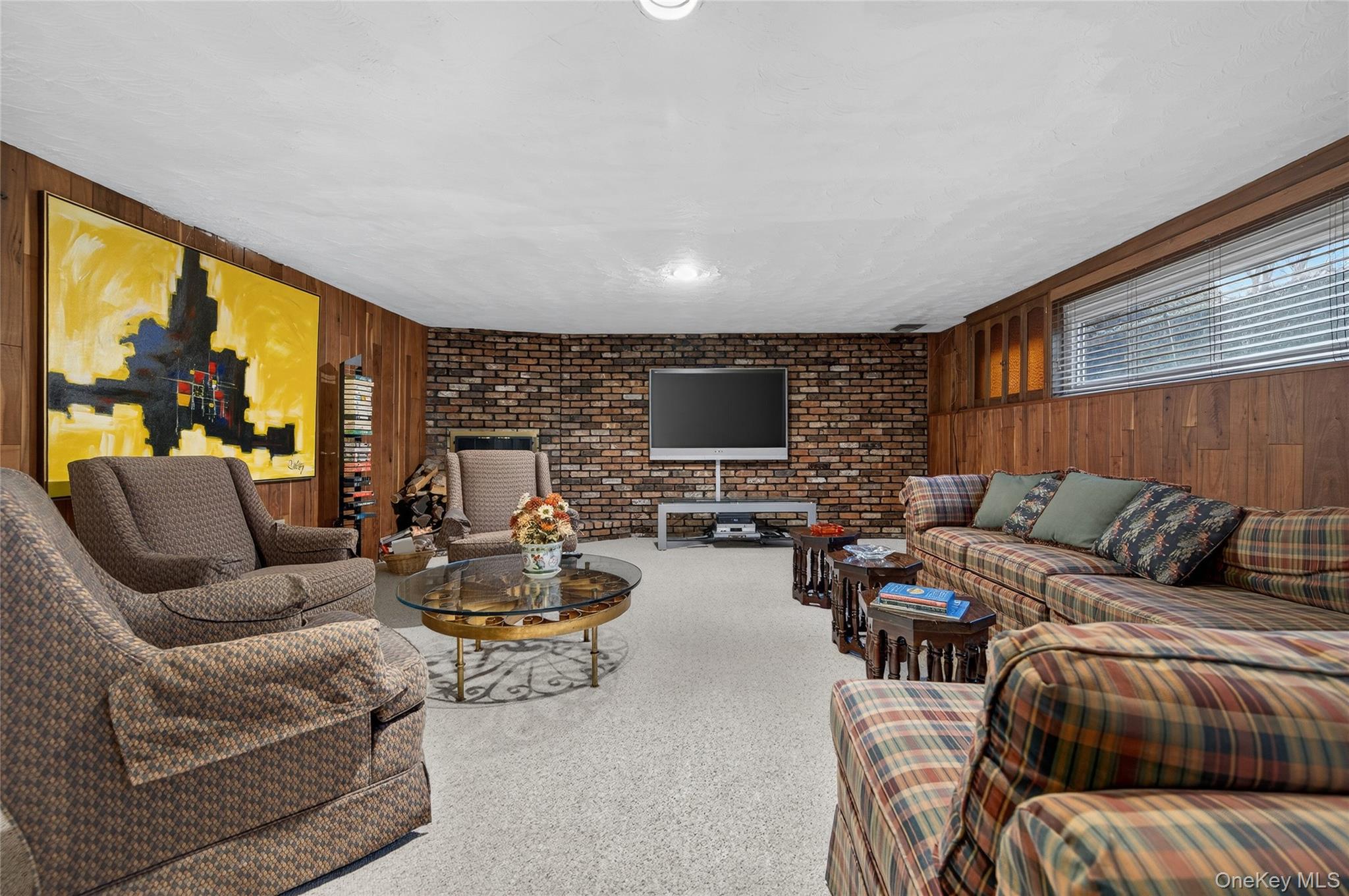 #12 photo, 50 Netto Lane, Plainview , NY 11803