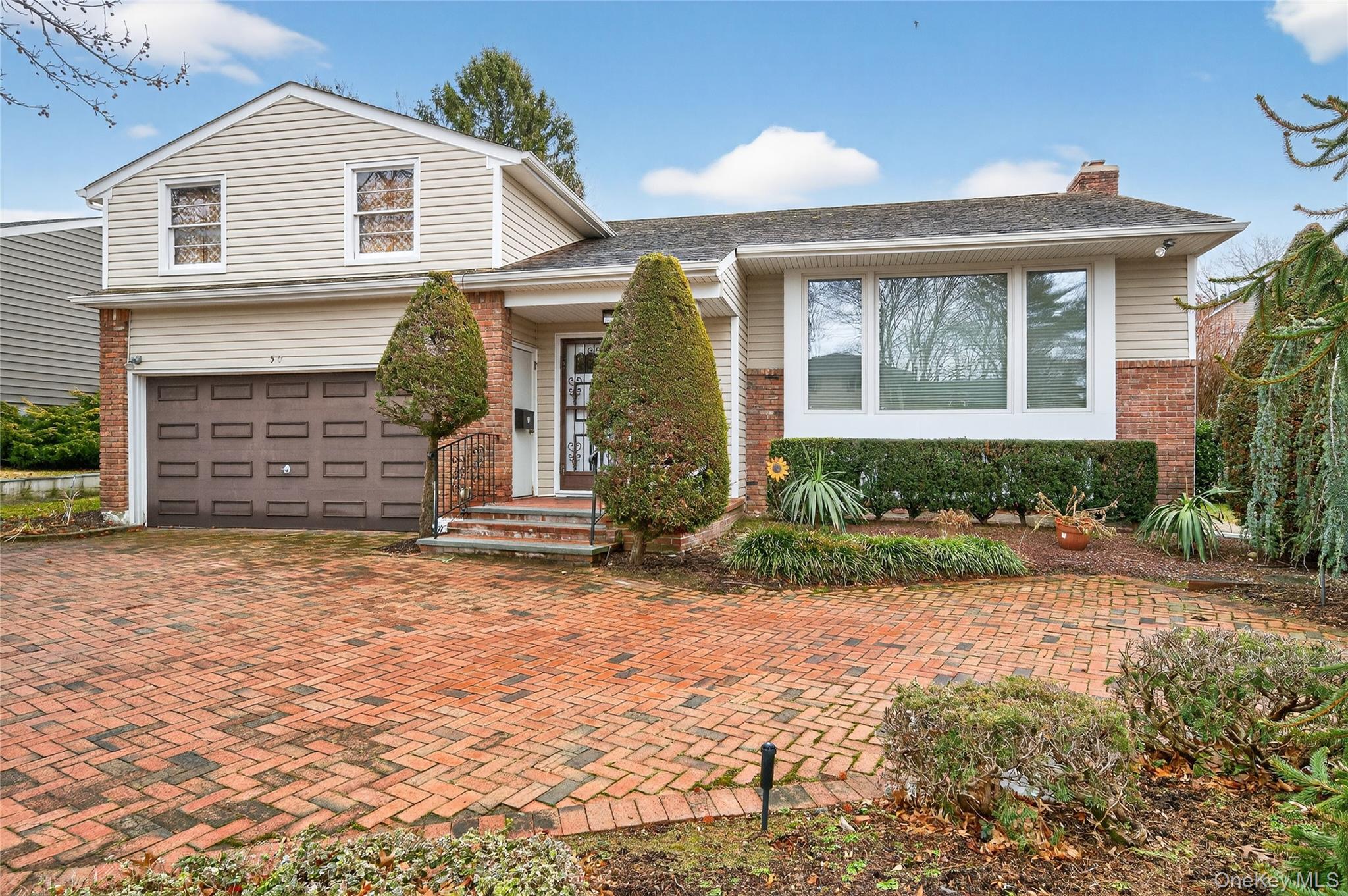 #2 photo, 50 Netto Lane, Plainview , NY 11803