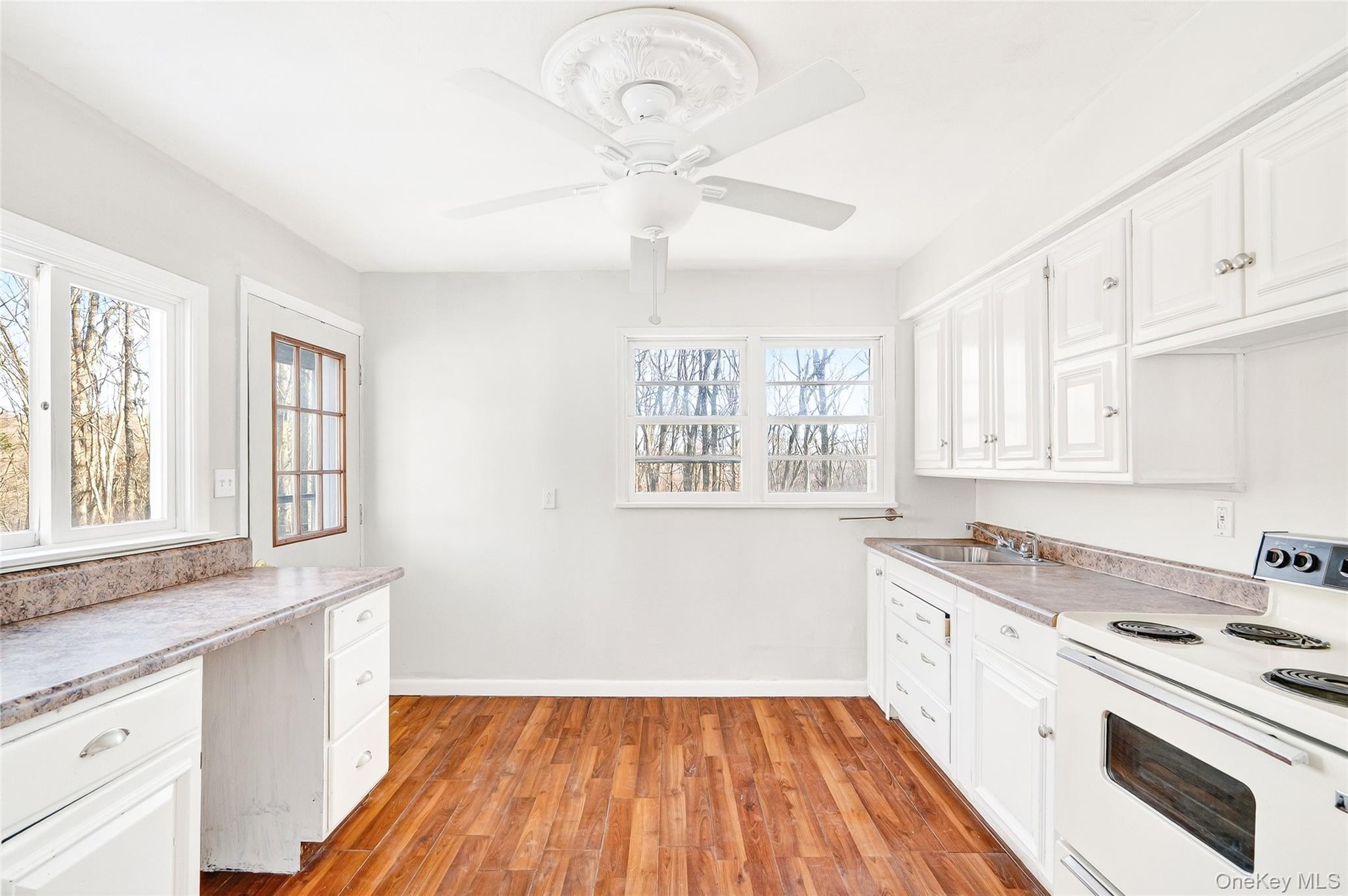 #14 photo, 7 Fern Trail, 뉴욕주 Wurtsboro , NY 12790