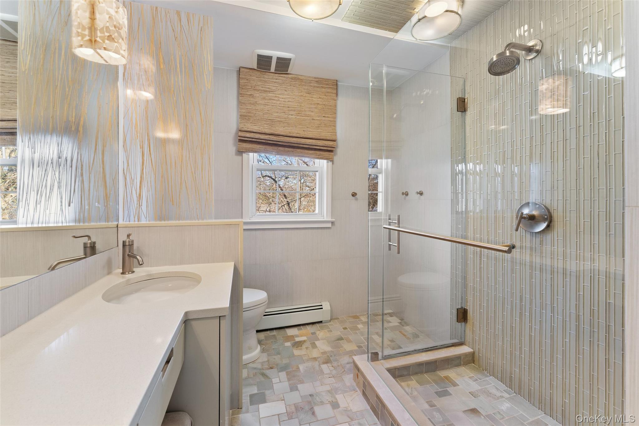 #17 photo, 29 Dobbs Terrace, Scarsdale , NY 10583