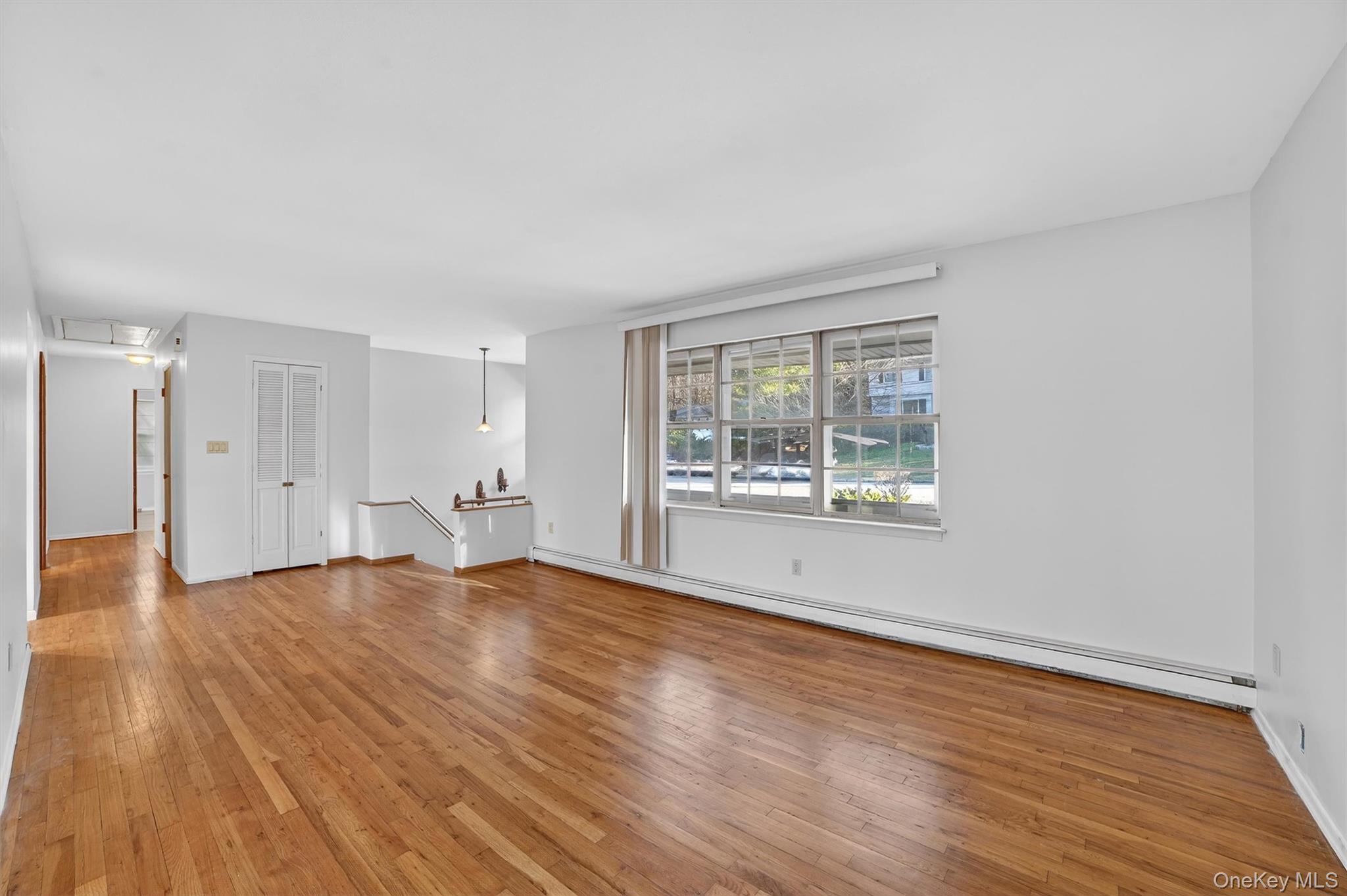 #8 photo, 13 Reeback Drive, Ossining , NY 10562