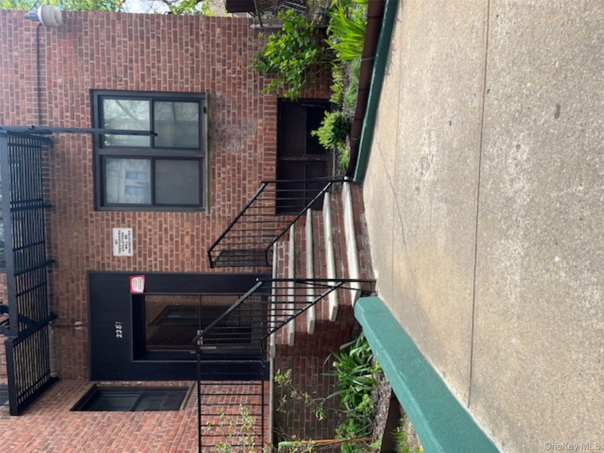 #17 photo, 2287 Mott Avenue, Far Rockaway , NY 11691