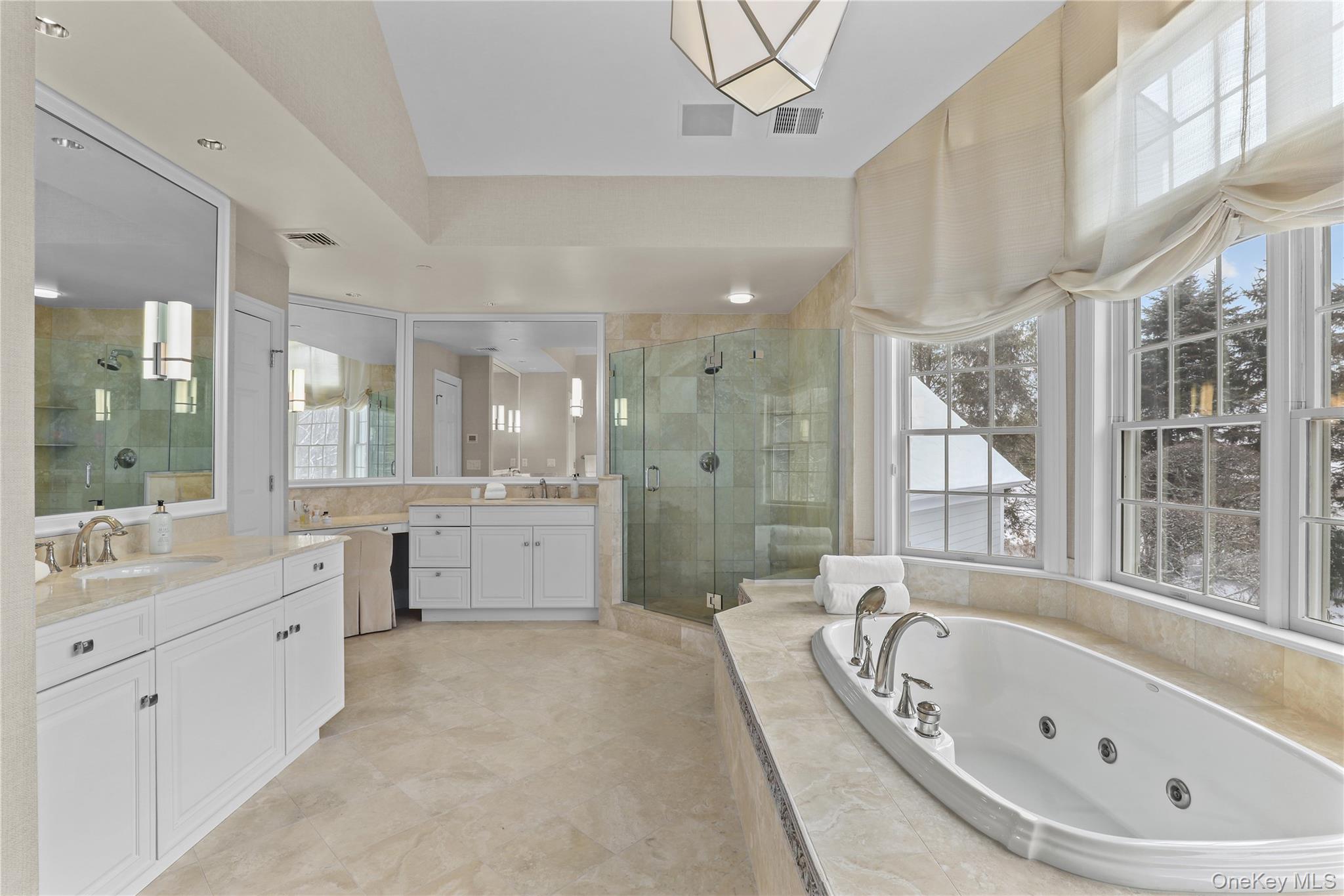 #17 photo, 5 Augusta Court, Purchase , NY 10577